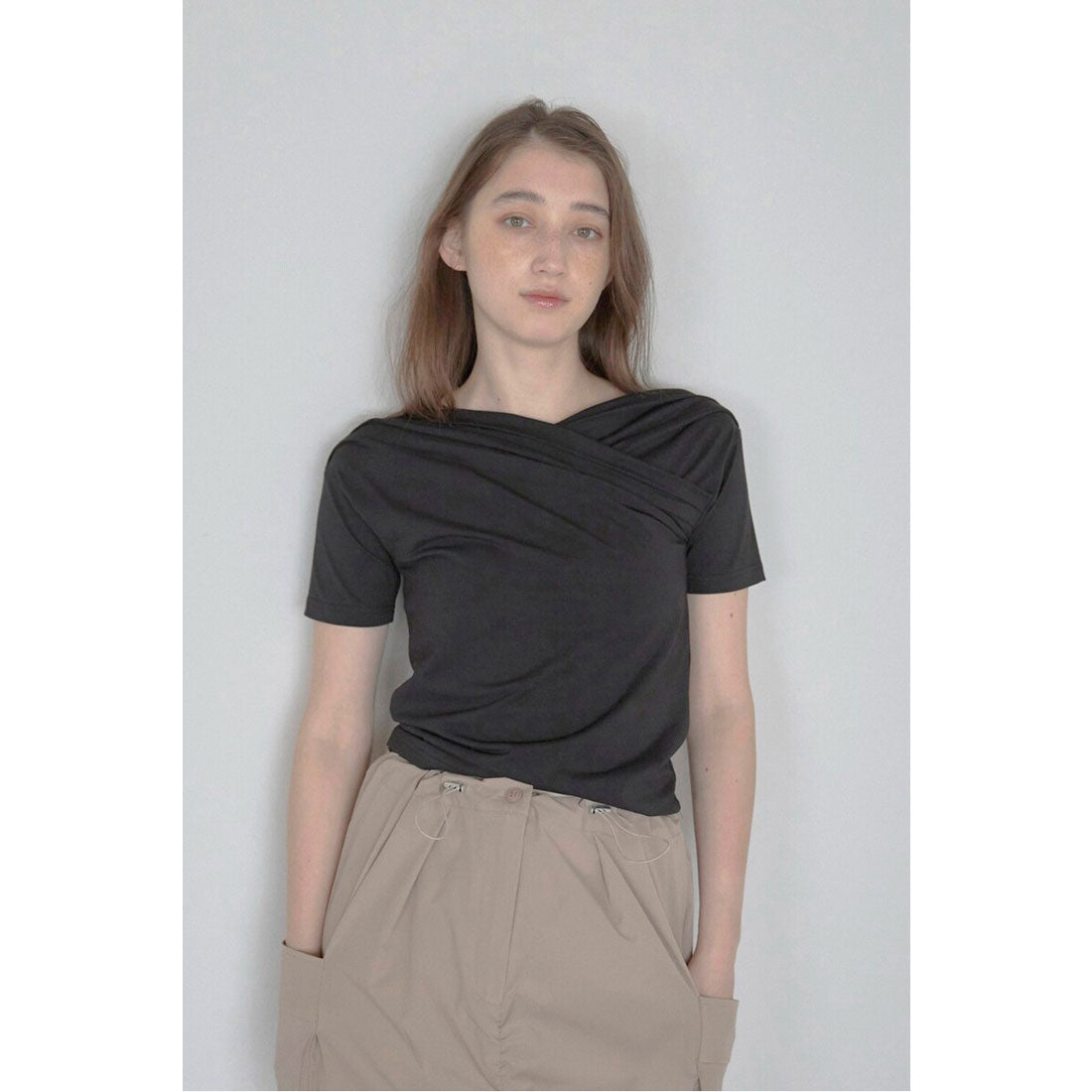 ボンジュールサガン BONJOUR SAGAN 【接触冷感】unbalanced offshoulder tee / オフショルTシャツ （BLACK） BLACK
