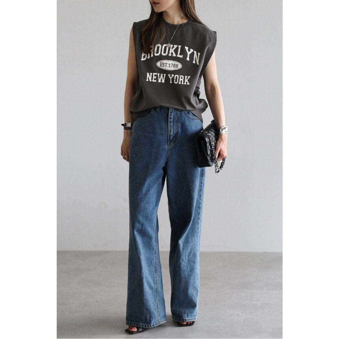 ボンジュールサガン BONJOUR SAGAN ピグメントロゴノースリーブスウェット （CHARCOAL-GRAY） CHARCOAL-GRAY