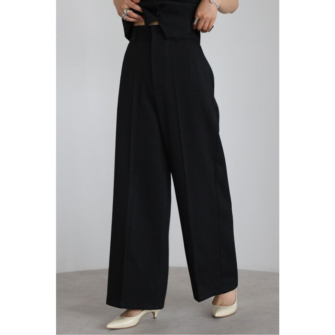 ボンジュールサガン BONJOUR SAGAN linen like front button bustier set up / リネンライクフロント釦ビスチェセットアップ （BLACK） BLACK