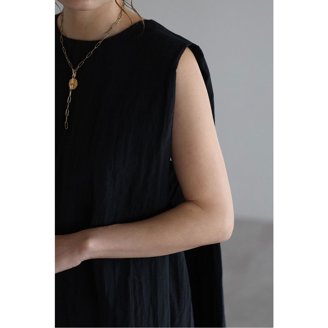 ボンジュールサガン BONJOUR SAGAN バックリボンノースリブラウス （BLACK） BLACK