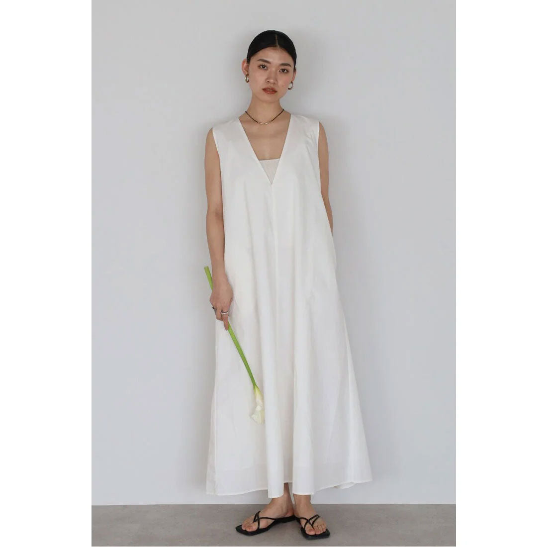 ボンジュールサガン BONJOUR SAGAN V neck volume flare one piece / Vネックボリュームフレアワンピース （OFF-WHITE） OFF-WHITE