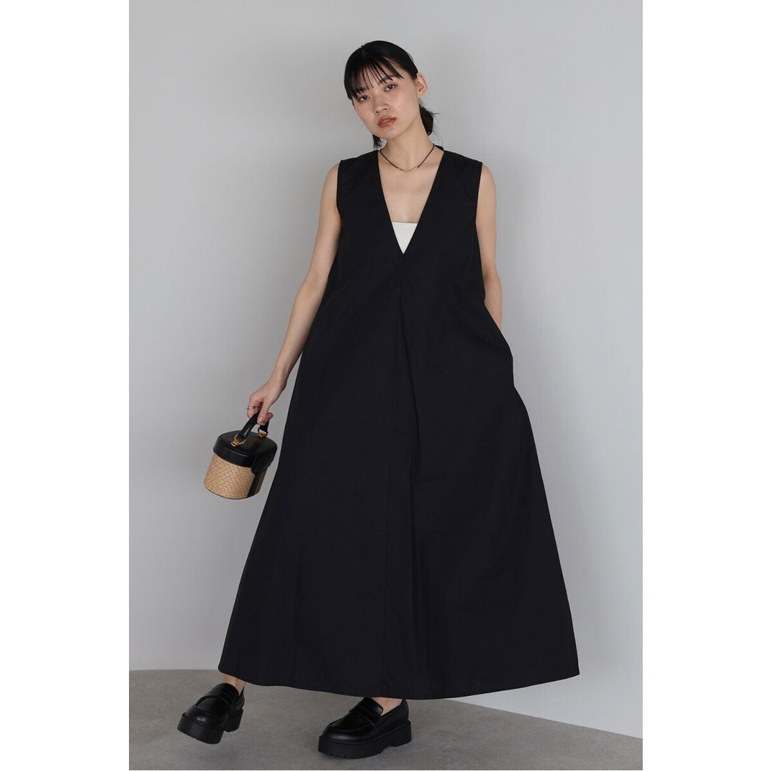 ボンジュールサガン BONJOUR SAGAN V neck volume flare one piece / Vネックボリュームフレアワンピース （OFF-WHITE） OFF-WHITE