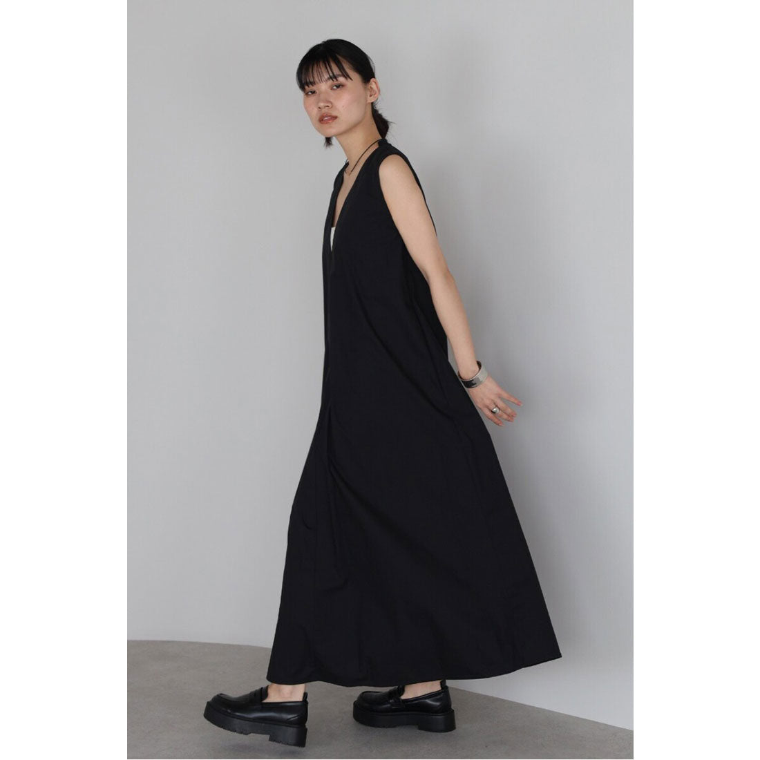 ボンジュールサガン BONJOUR SAGAN V neck volume flare one piece / Vネックボリュームフレアワンピース （OFF-WHITE） OFF-WHITE