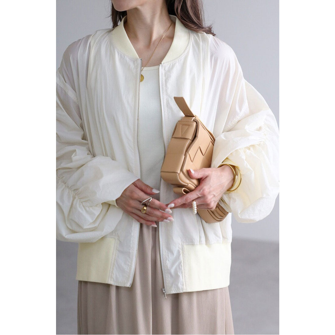 ボンジュールサガン BONJOUR SAGAN 【撥水・UVカット】ギャザースリーブシアーブルゾン （IVORY） IVORY