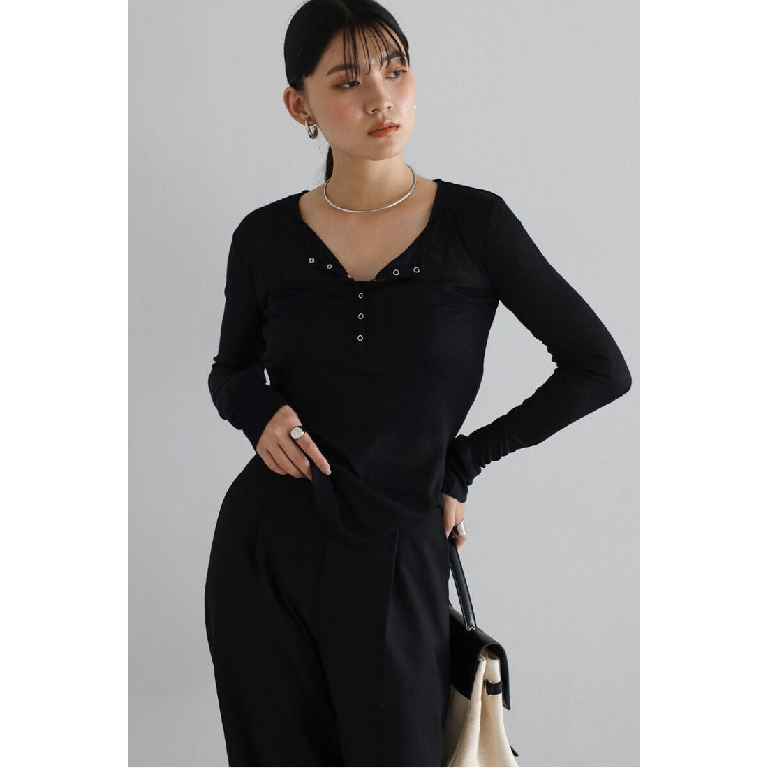 ボンジュールサガン BONJOUR SAGAN henry neck sheer pullover / ヘンリーネックシアープルオーバー （BLACK） BLACK