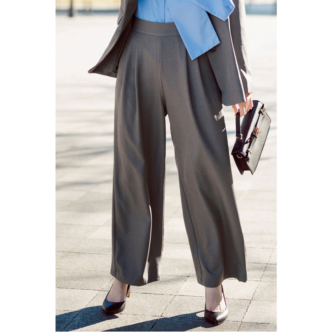 ボンジュールサガン BONJOUR SAGAN スーツ地ツイルタックパンツ （DARK-GRAY） DARK-GRAY