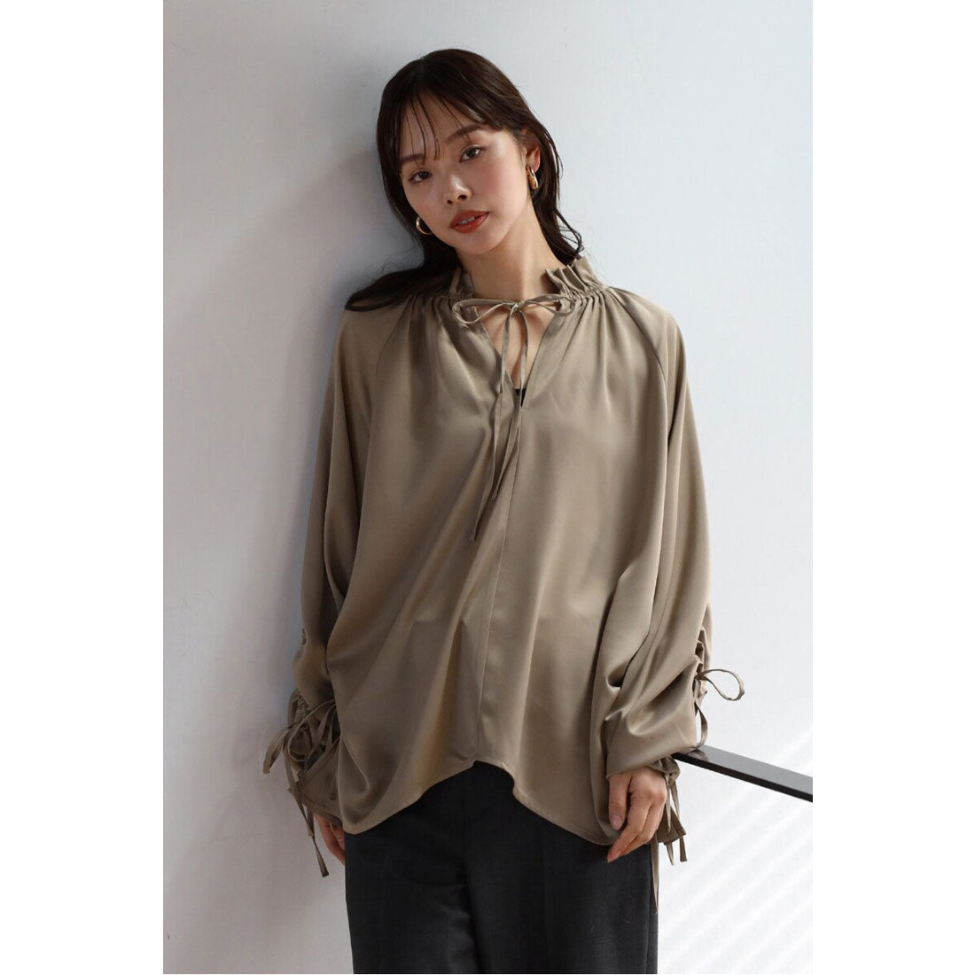 ボンジュールサガン BONJOUR SAGAN satin ribbon blouse / サテンリボンブラウス （OFF-WHITE） OFF-WHITE