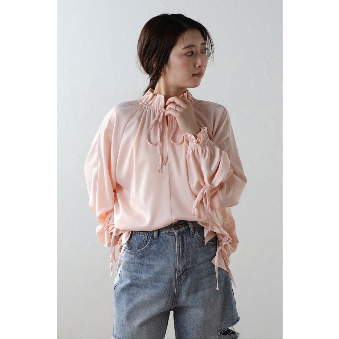 ボンジュールサガン BONJOUR SAGAN satin ribbon blouse / サテンリボンブラウス （OFF-WHITE） OFF-WHITE