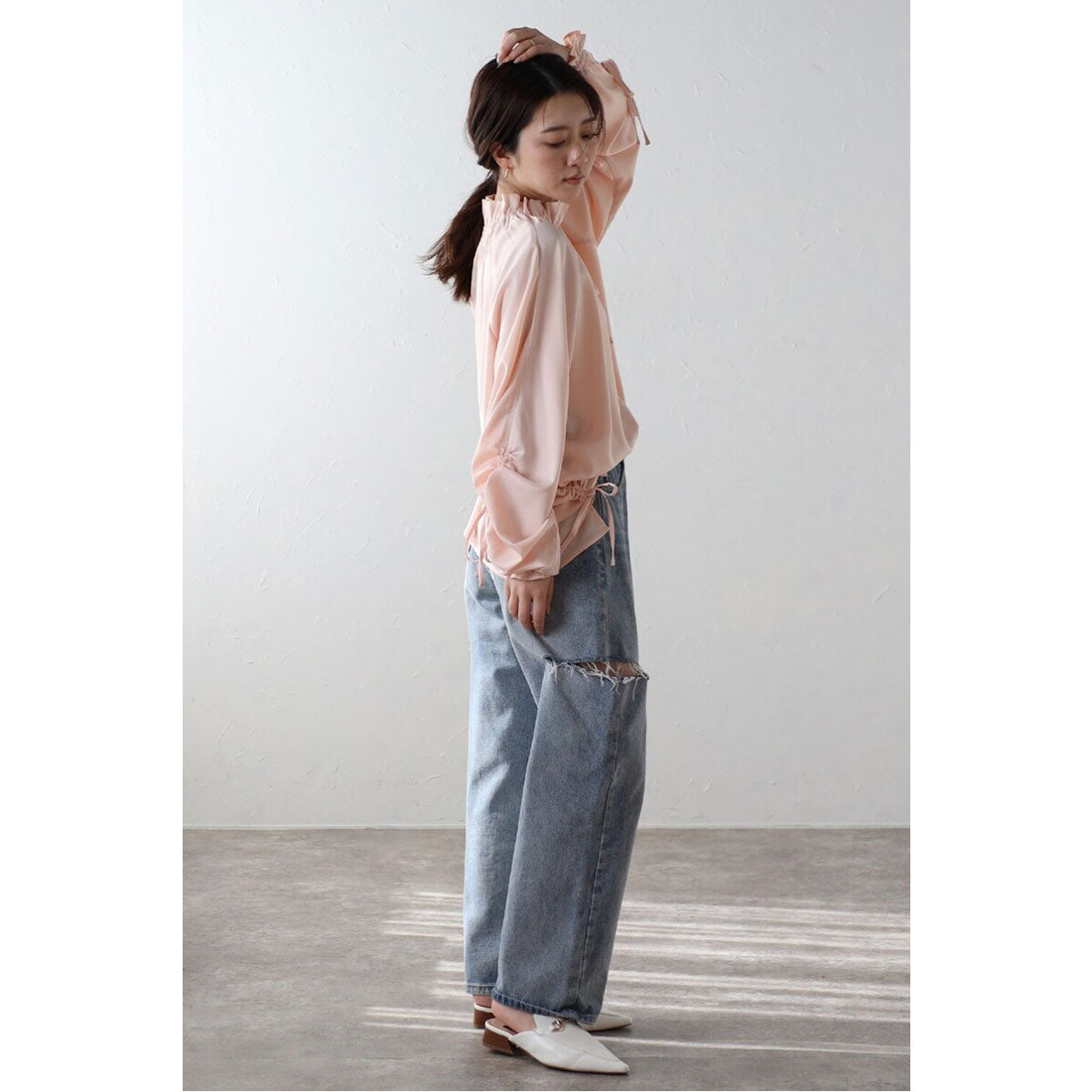 ボンジュールサガン BONJOUR SAGAN satin ribbon blouse / サテンリボンブラウス （OFF-WHITE） OFF-WHITE