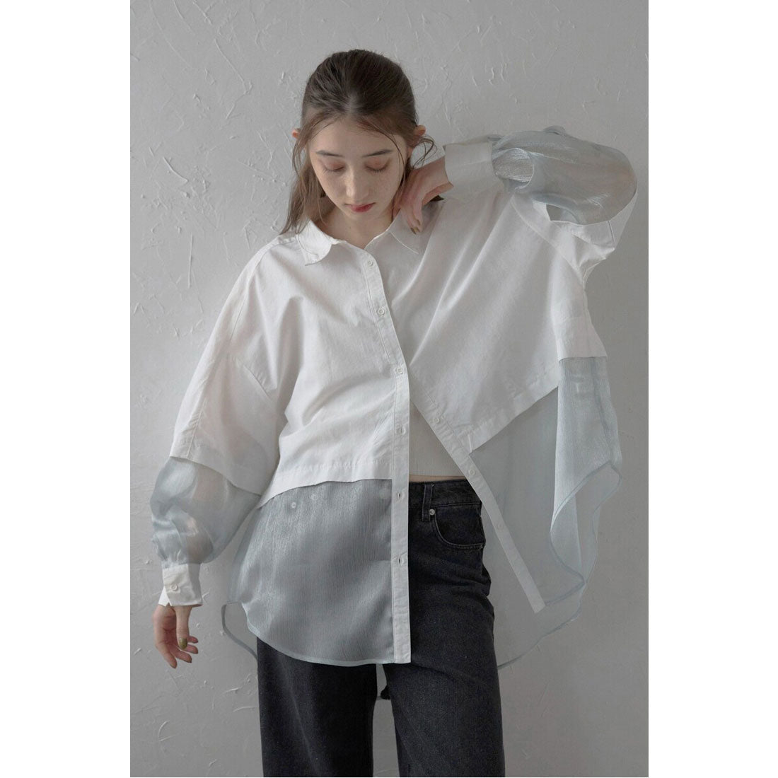 ボンジュールサガン BONJOUR SAGAN sheer shiny hem shirt / シアーシャイニーヘムナイロンシャツ （OFF-WHITE） OFF-WHITE