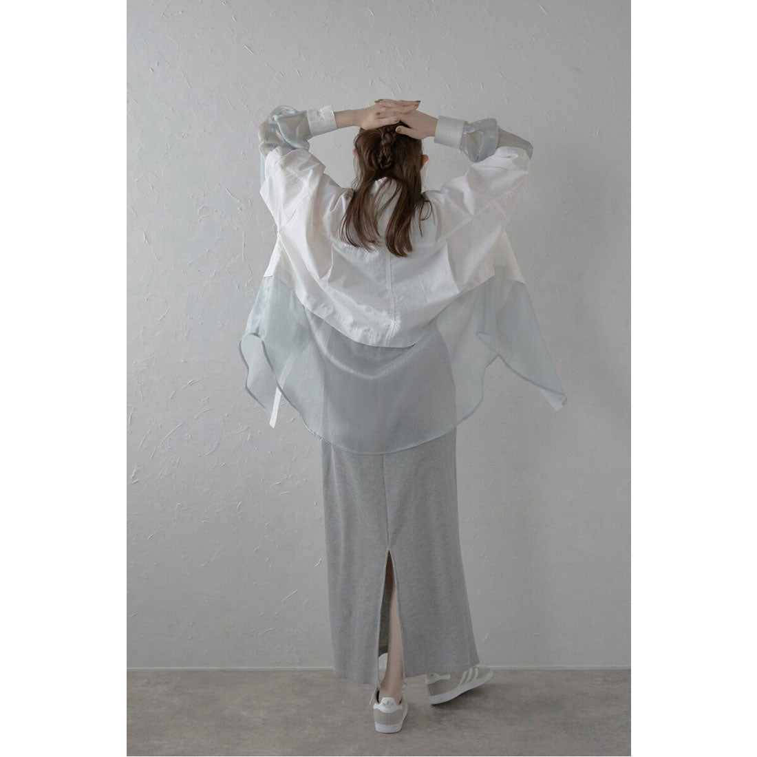 ボンジュールサガン BONJOUR SAGAN sheer shiny hem shirt / シアーシャイニーヘムナイロンシャツ （OFF-WHITE） OFF-WHITE
