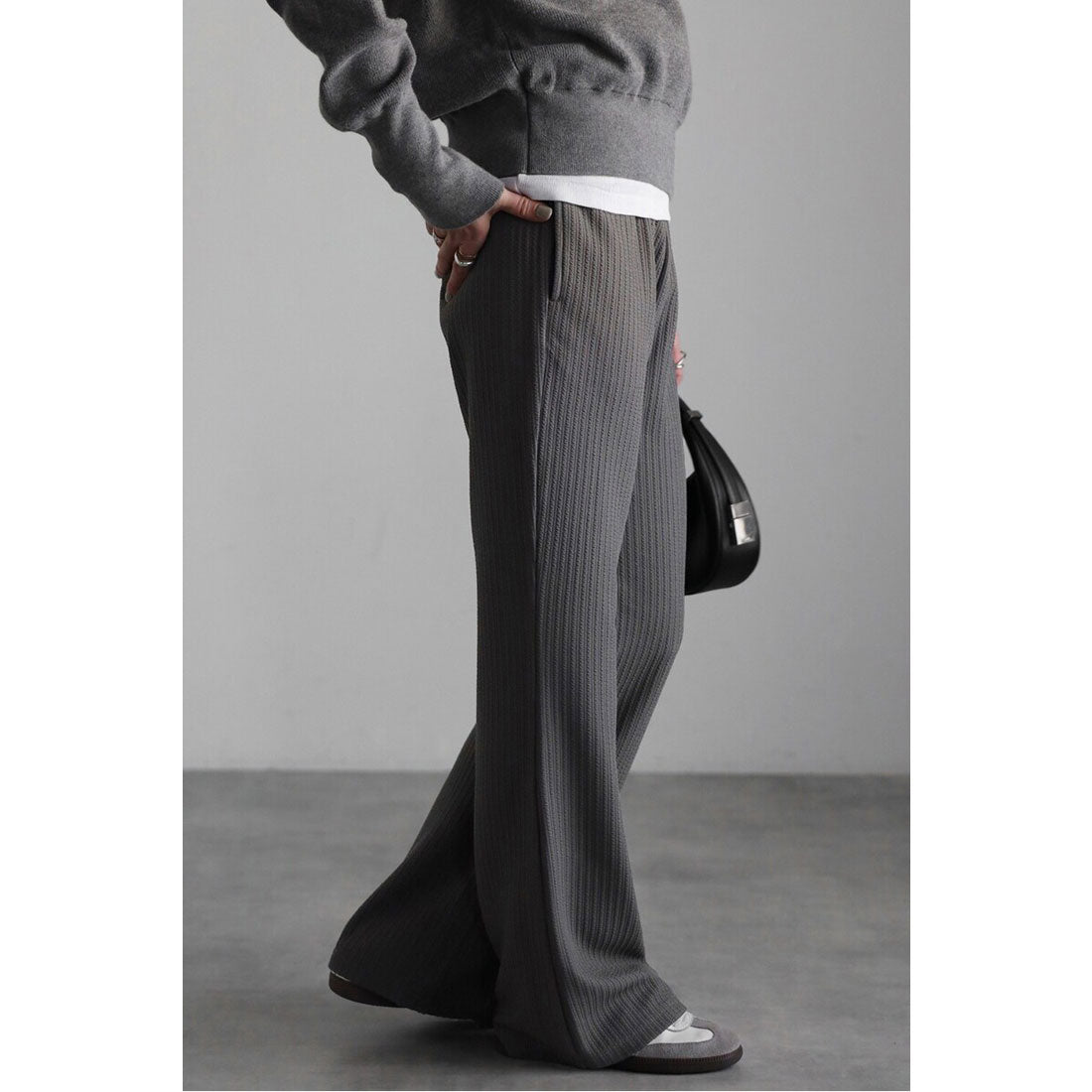 ボンジュールサガン BONJOUR SAGAN エンボスストライプイージーパンツ （DARK-GRAY） DARK-GRAY