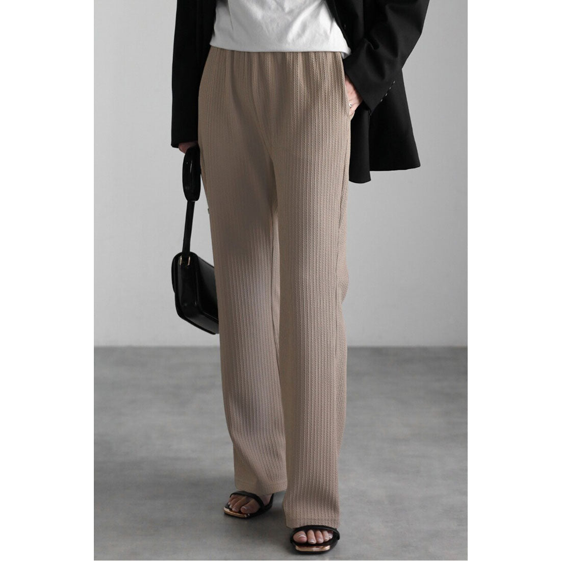 ボンジュールサガン BONJOUR SAGAN エンボスストライプイージーパンツ （DARK-GRAY） DARK-GRAY