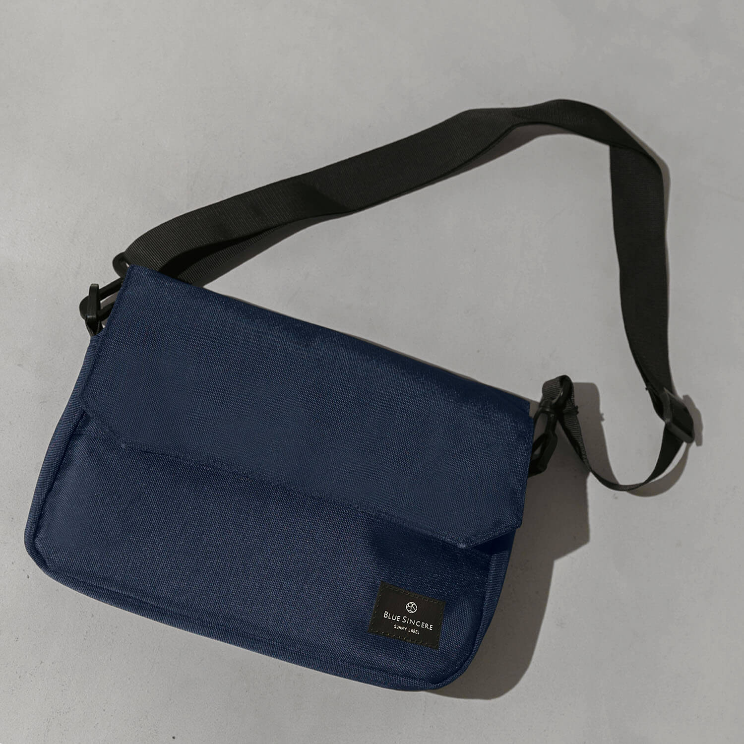 ブルーシンシア BLUE SINCERE 軽量撥水 ショルダーバッグ / Smart - スマート -（ベージュ） ベージュ