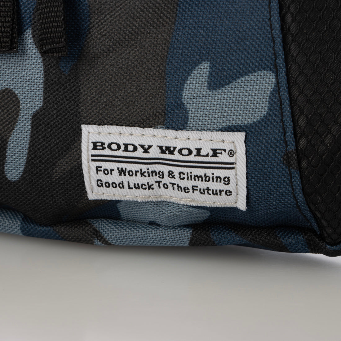 ボディウルフ BODY WOLF ボディバッグ＆ウエストバッグ （ブラック） ブラック