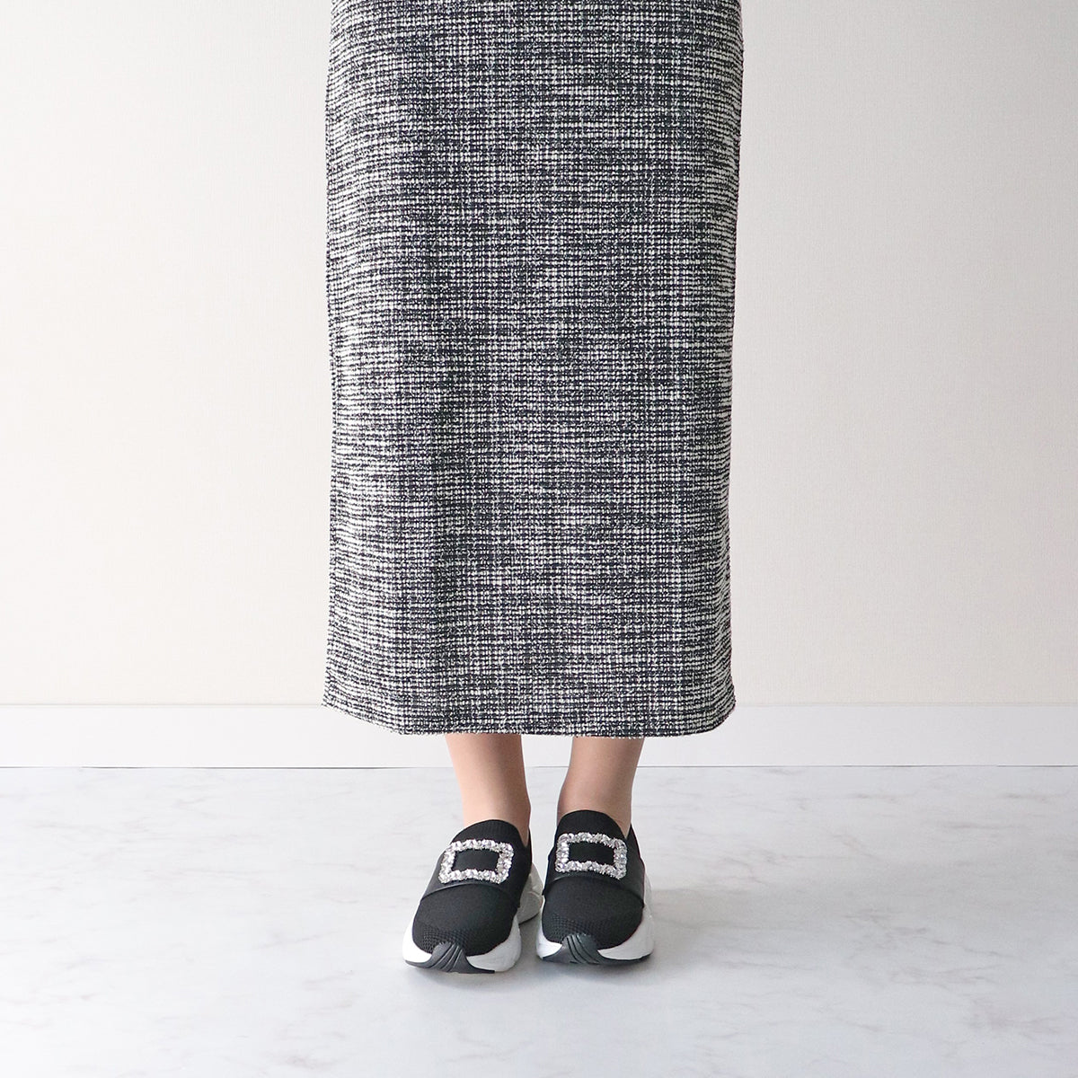 ブリジット バーキン Bridget Birkin ビジューバックルニットスニーカー （ブラック） ブラック