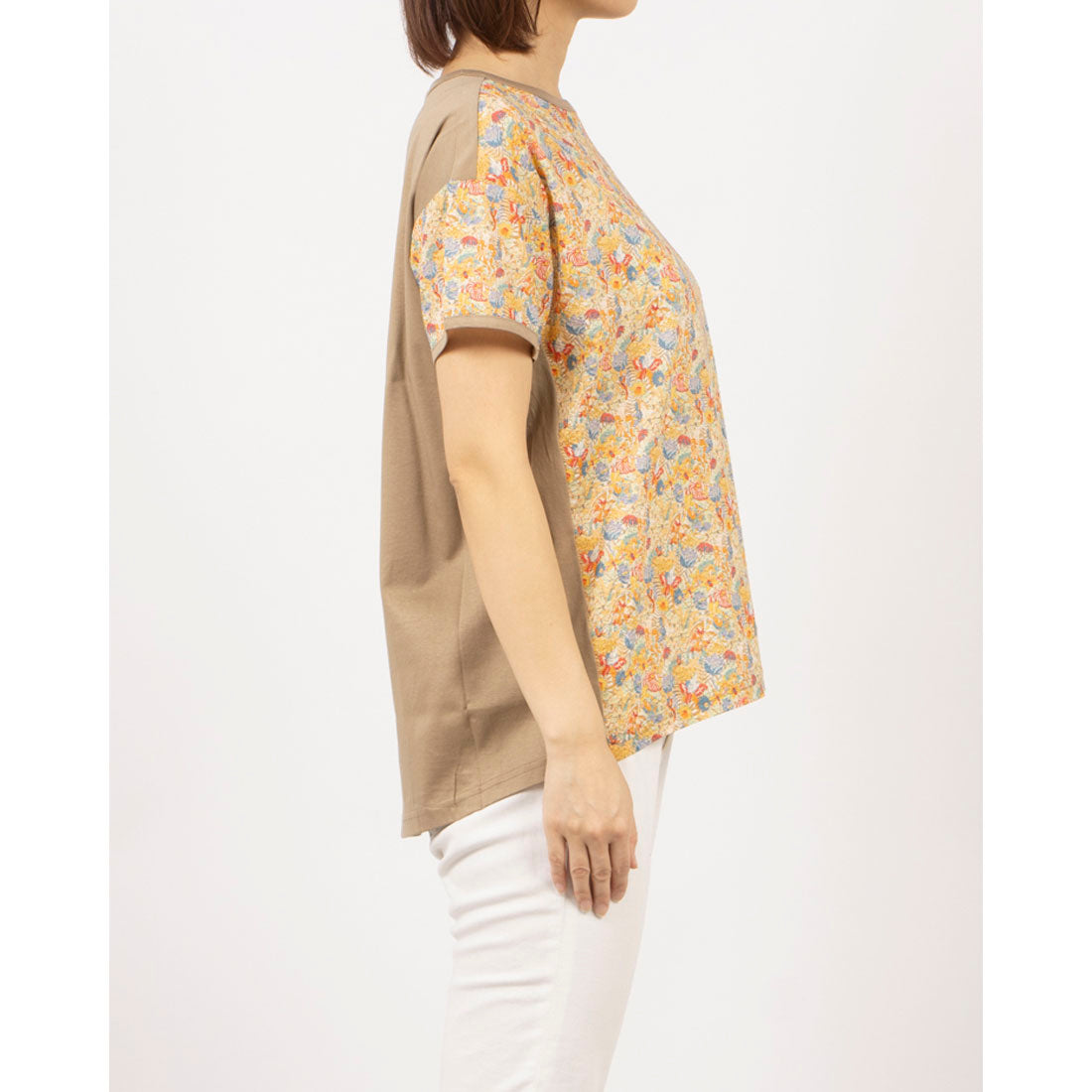 ブローディア BRODIAEA リバティープリントミラクルウェーブ ボタニカル柄切り替え半袖Tシャツ （ベージュ） ベージュ