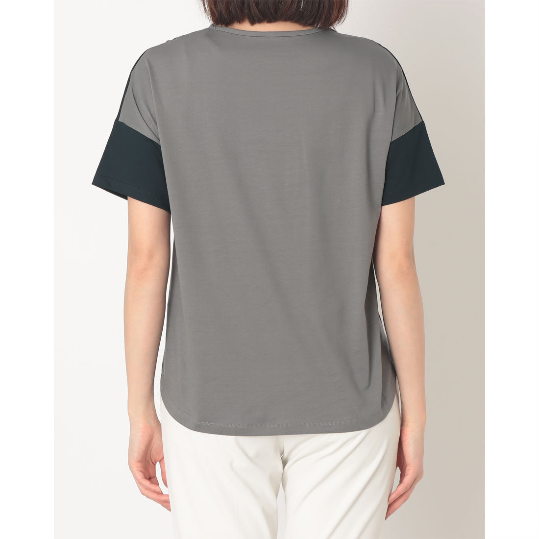ブローディア BRODIAEA チュール重ね花柄プリント 配色Tシャツ【日本製】 （ネイビー） ネイビー