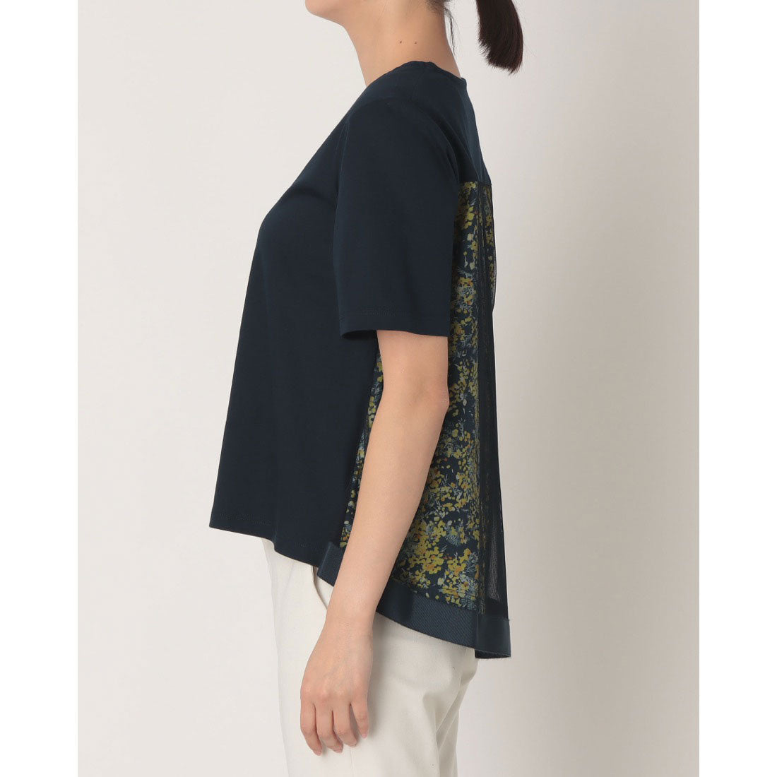 ブローディア BRODIAEA バック切替えフラワー×チュール半袖Tシャツ【日本製】 （ネイビー） ネイビー