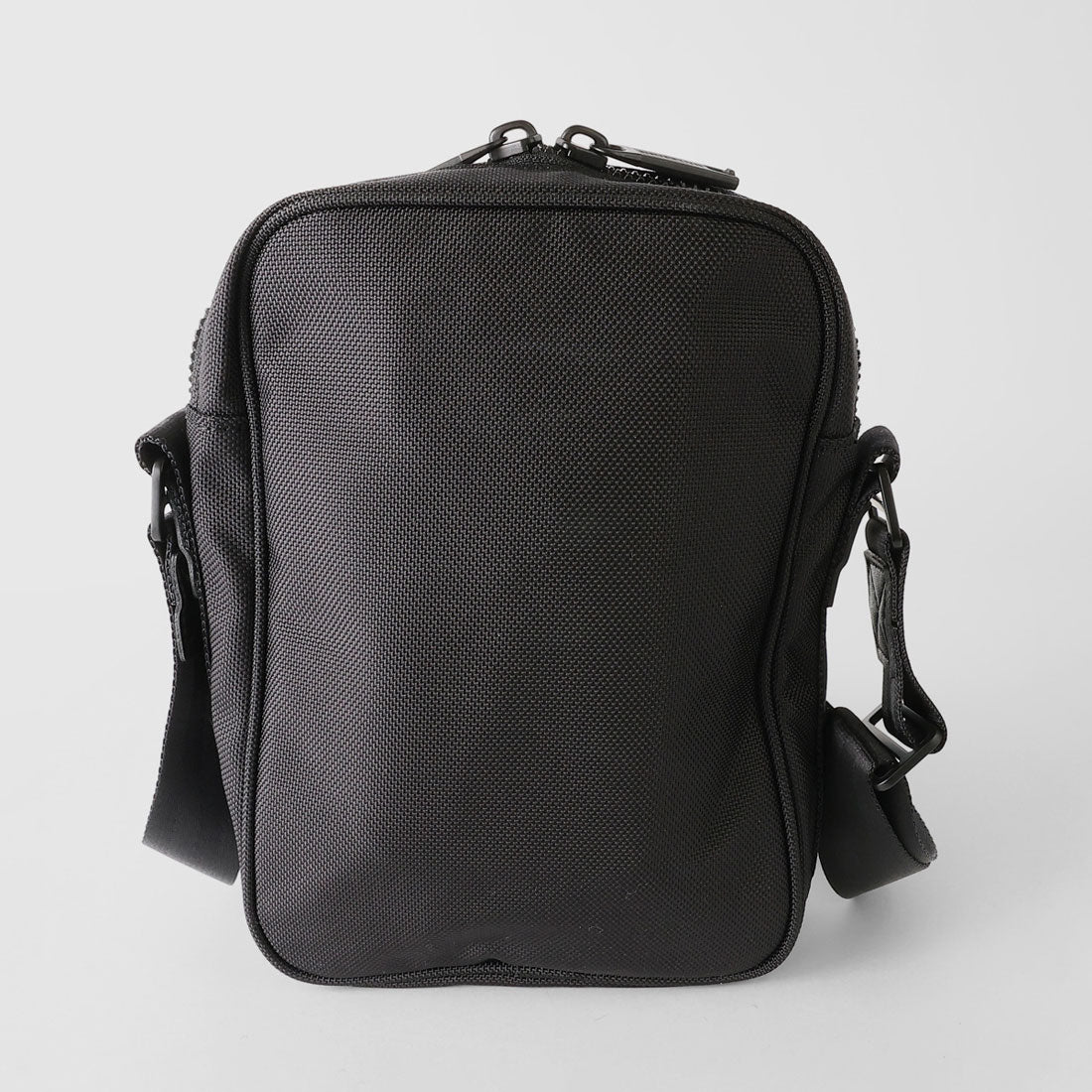 ブリーフィング BRIEFING ショルダーバッグ ブラックライン ONE’S PAL COMP BRA233L55 （ブラック） ブラック