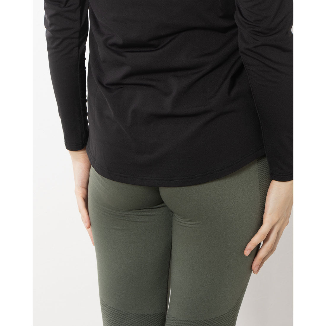 BREEZETEX Windproof and Moisture-Permeable Crew Neck Long Sleeve Inner