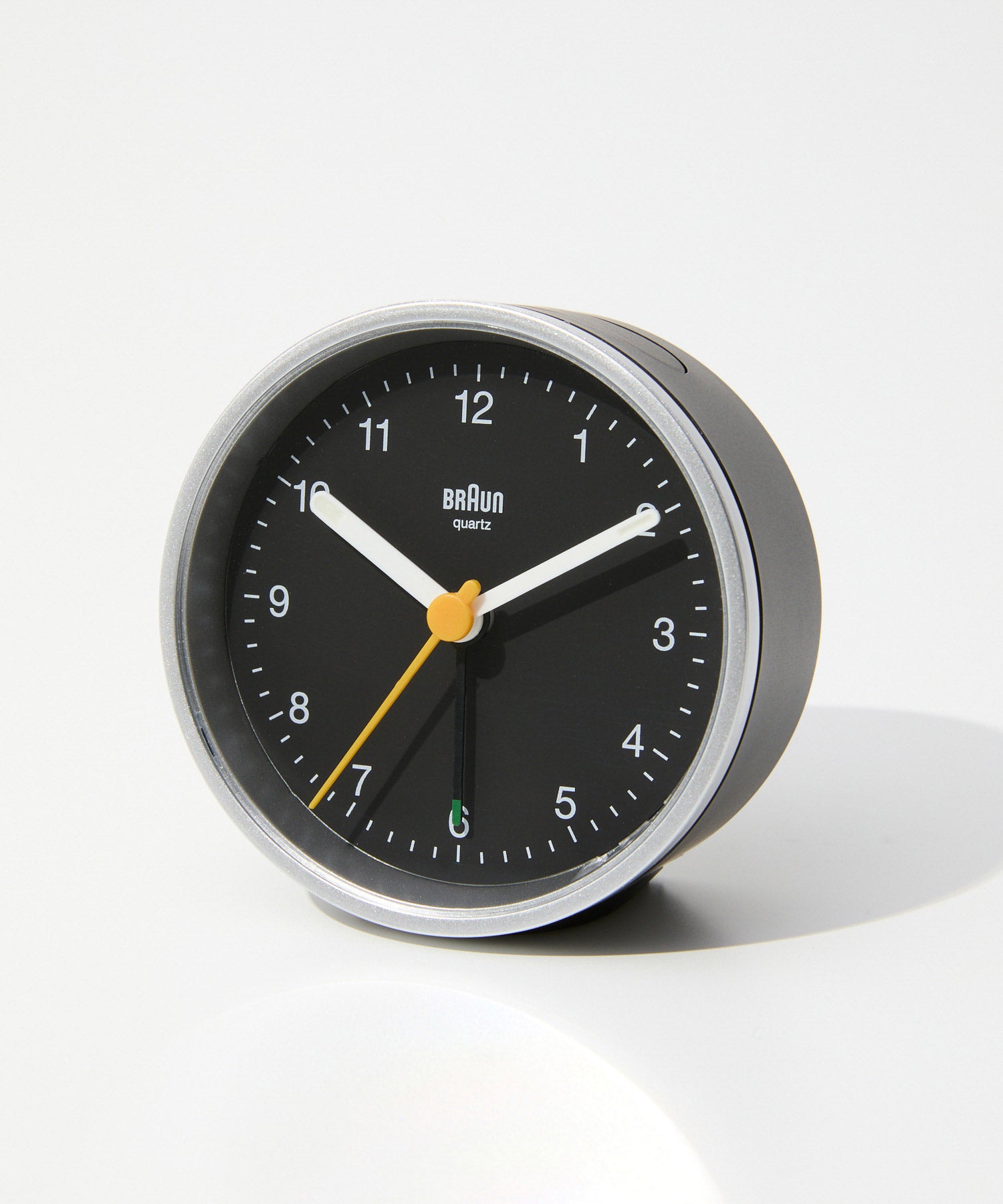 ブラウン BRAUN ブラウン BRAUN Classic Alarm Clock クラシック アラームクロック BC12 置き時計 7.5cm ユニセックス 時計 【返品不可商品】 （シルバー / ブラック） シルバー / ブラック