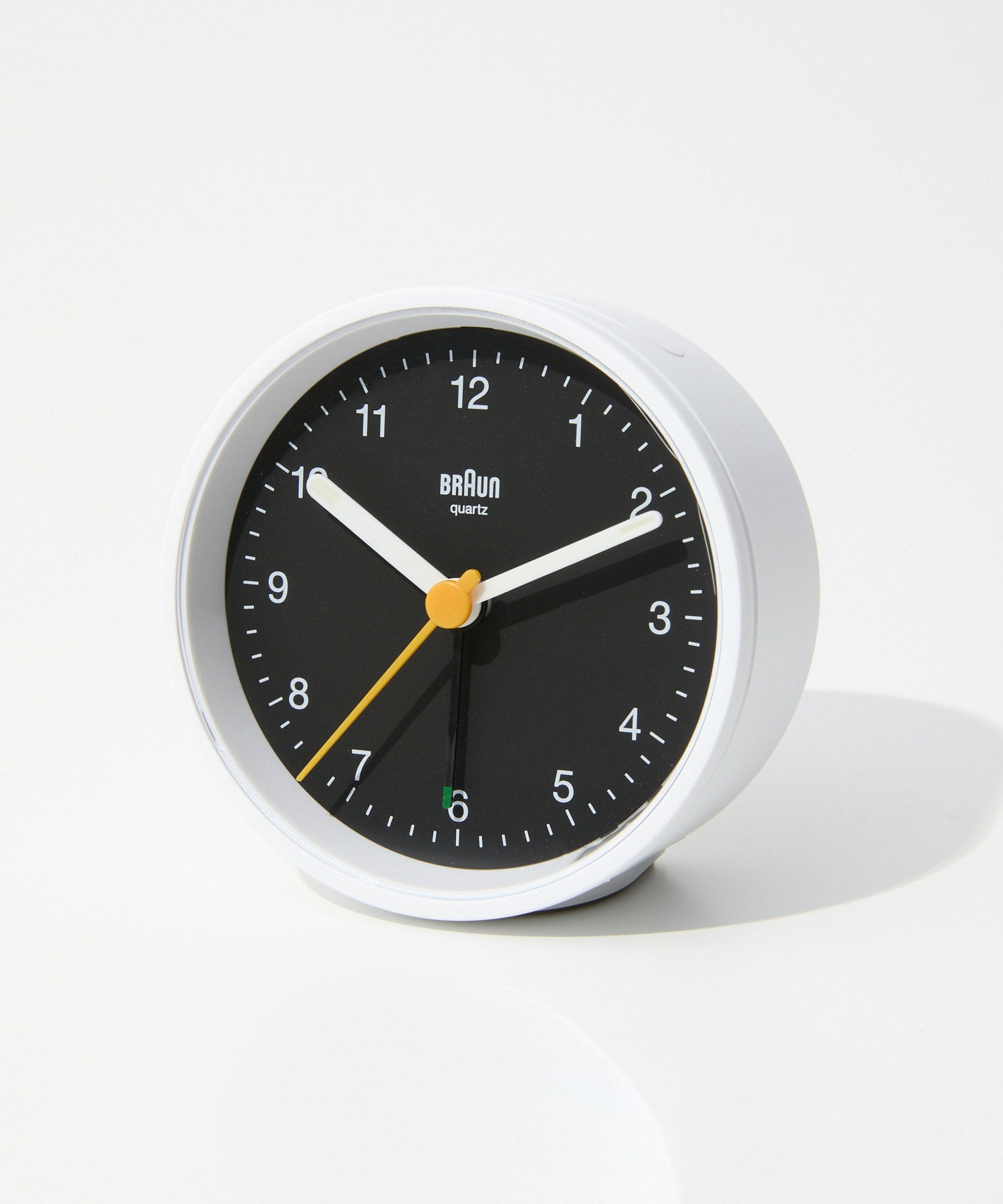 ブラウン BRAUN ブラウン BRAUN Classic Alarm Clock クラシック アラームクロック BC12 置き時計 7.5cm ユニセックス 時計 【返品不可商品】 （ホワイト / ブラック） ホワイト / ブラック