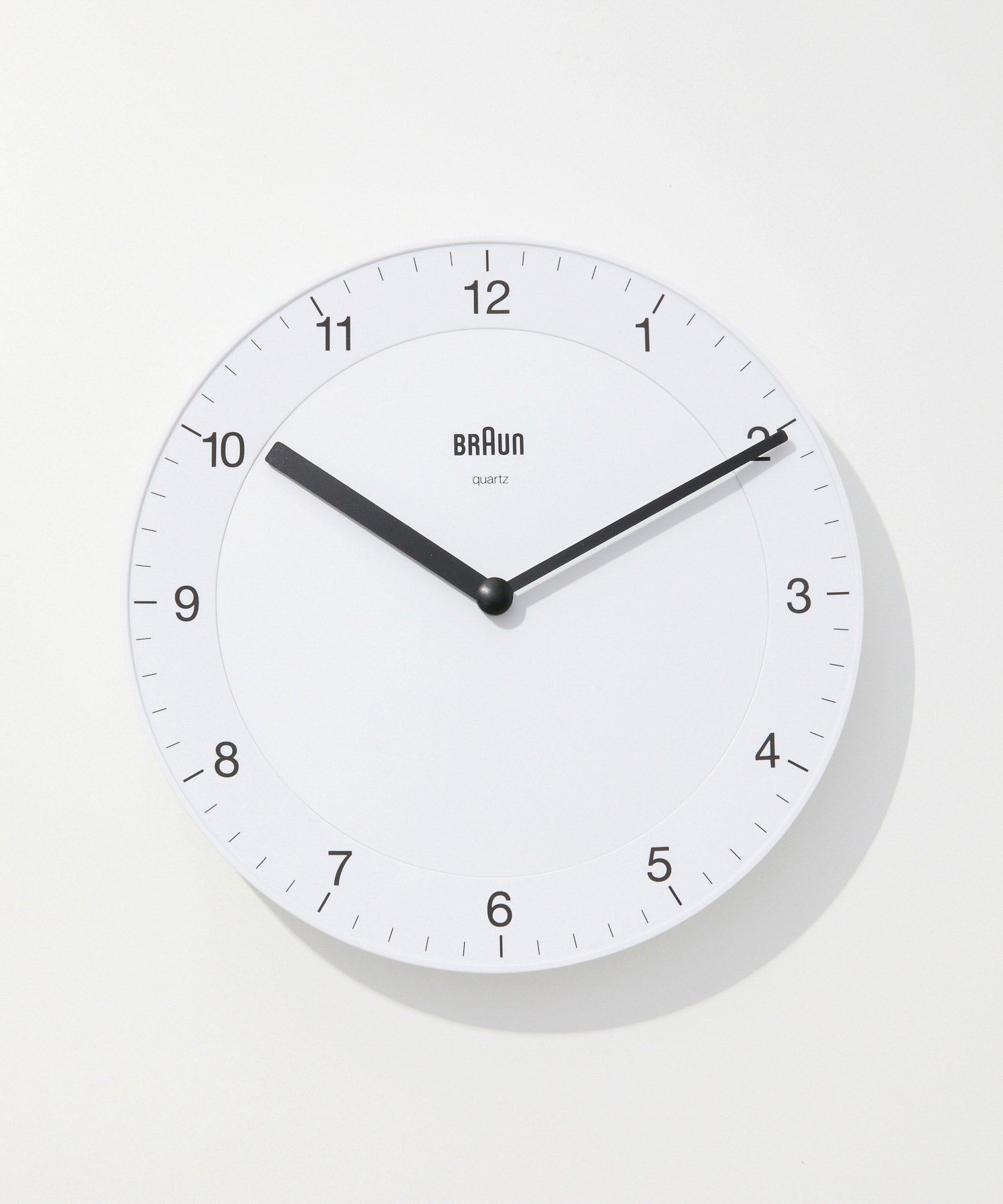 ブラウン BRAUN ブラウン BRAUN Classic Wall Clock クラシック ウォールクロック BC06 掛け時計 直径20cm ユニセックス 時計 ブラック グレー ホワイト 【返品不可商品】