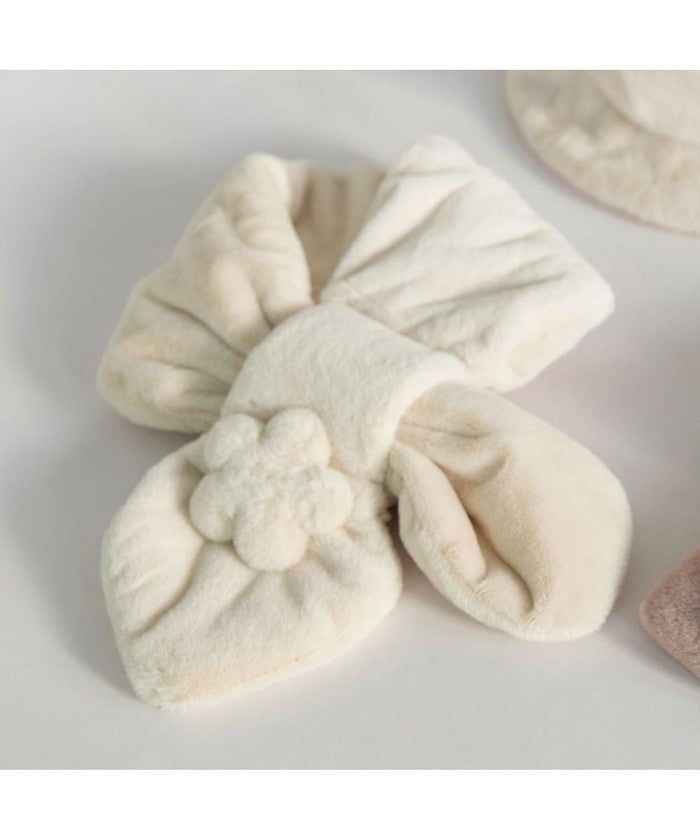 ブランシェス branshes フラワーモチーフ/フェイクファーマフラー （アイボリー） アイボリー