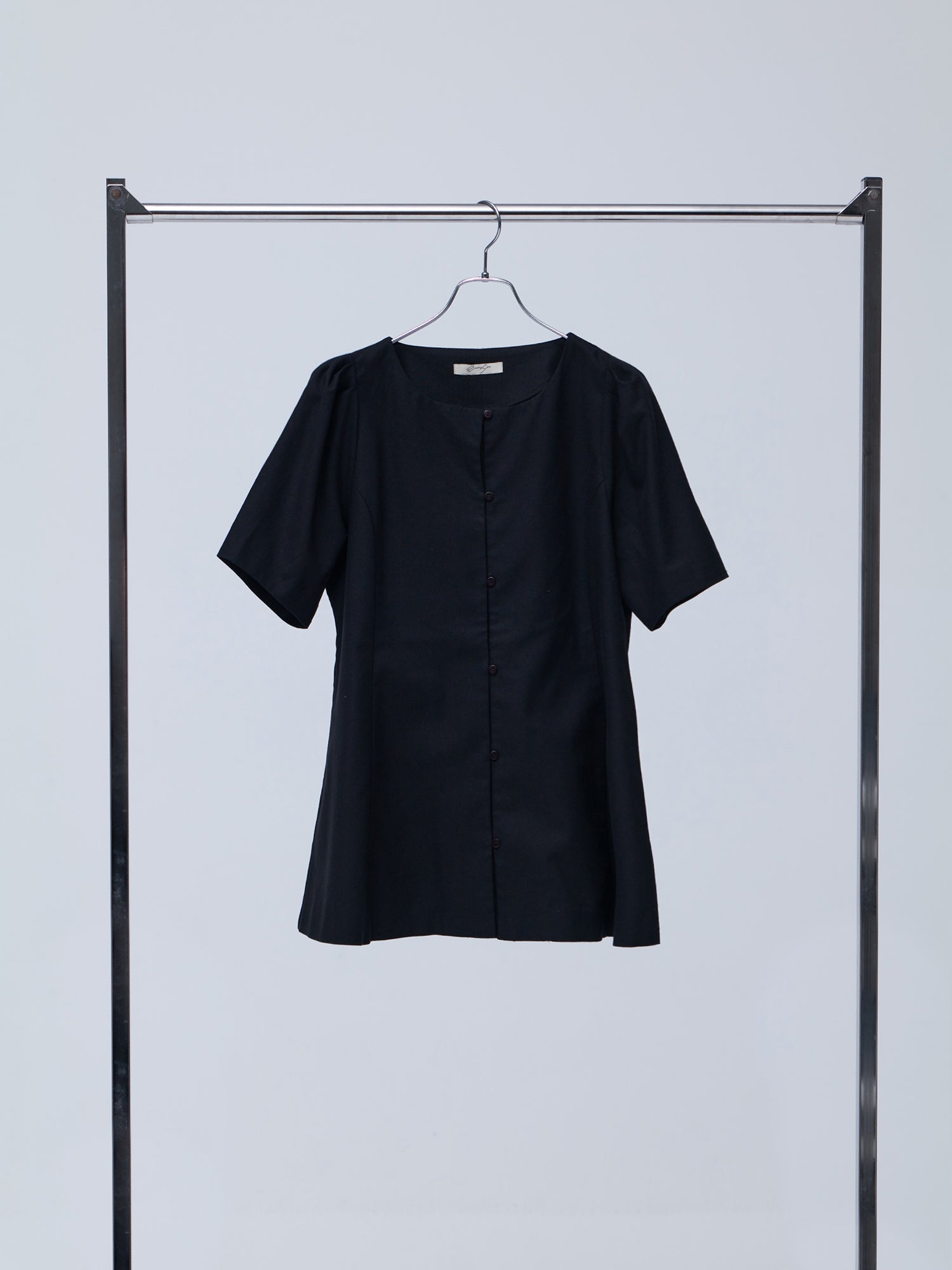 ブラウンアンドストリート Brown&Street リネン混ウエストライントップス （ブラック） ブラック