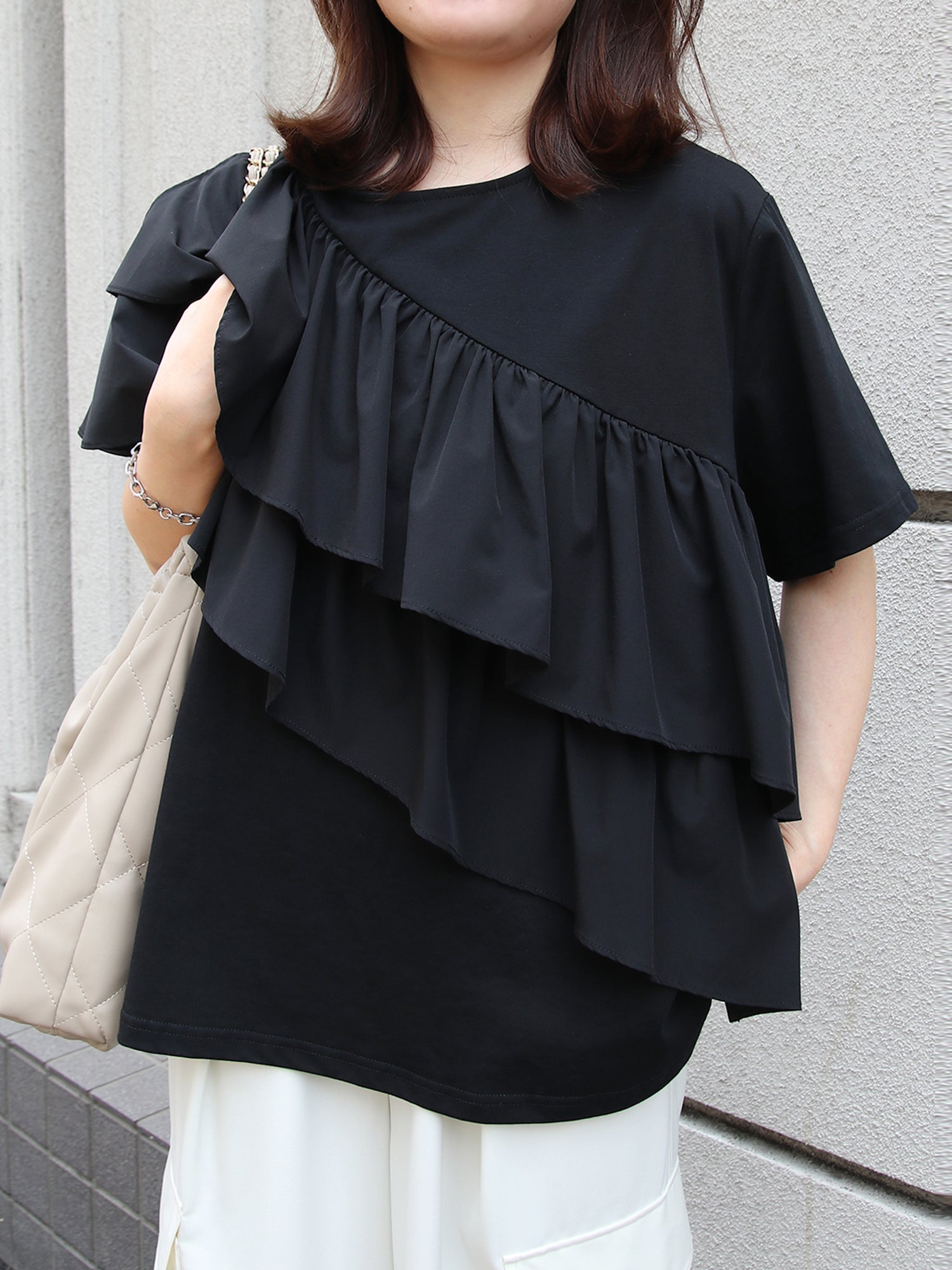 ブラウンアンドストリート Brown&Street アシンメトリーフリルトップス （ブラック） ブラック