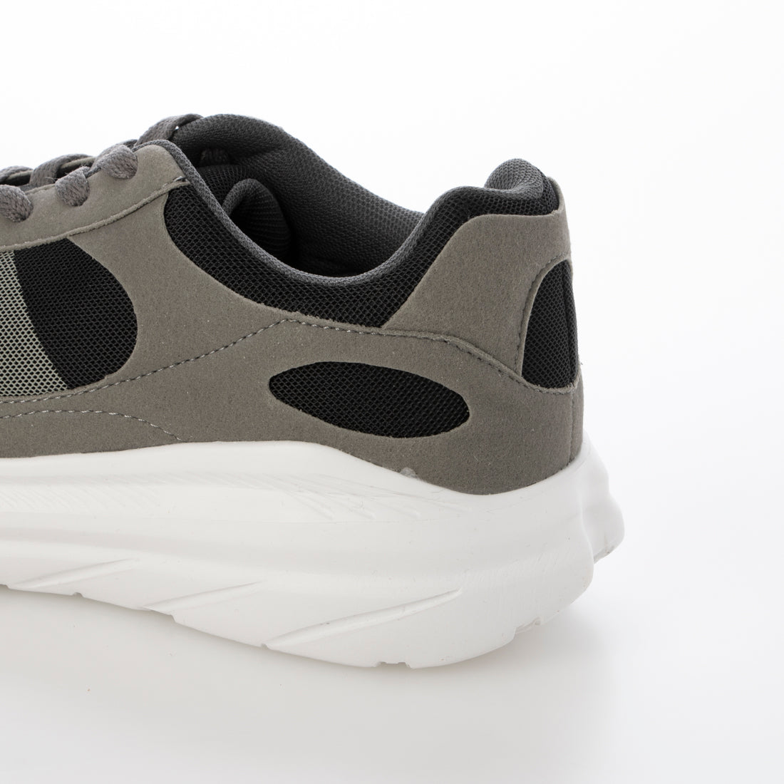 Bracciano Sneakers for Men Lightweight Walking Thick Sole Lengthening Effect Non-Slip black gray Easy to Walk Stylish Commuting School BRACCIANO BR7983