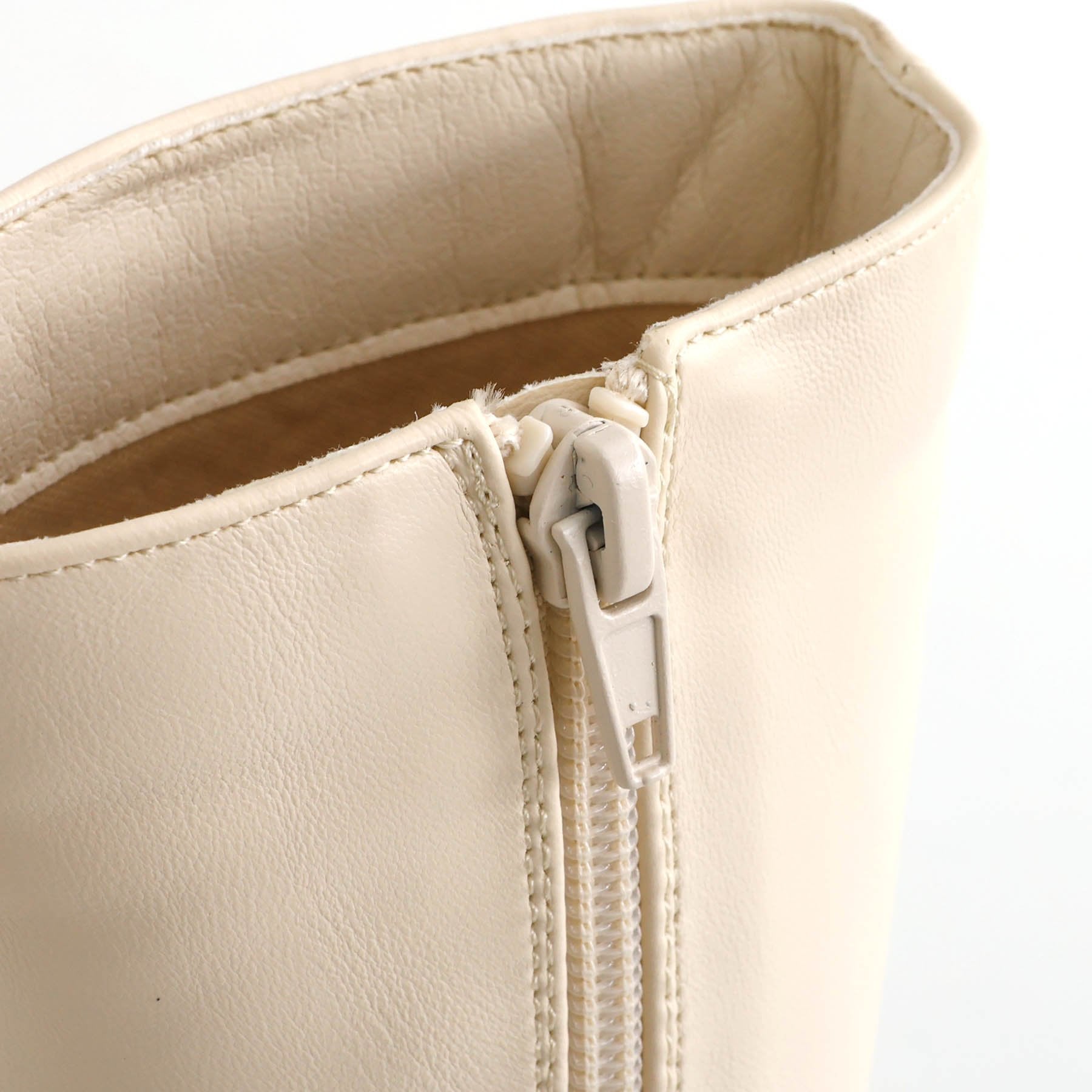 ブリーズ BREEZE ミドルブーツ （ブラック） ブラック