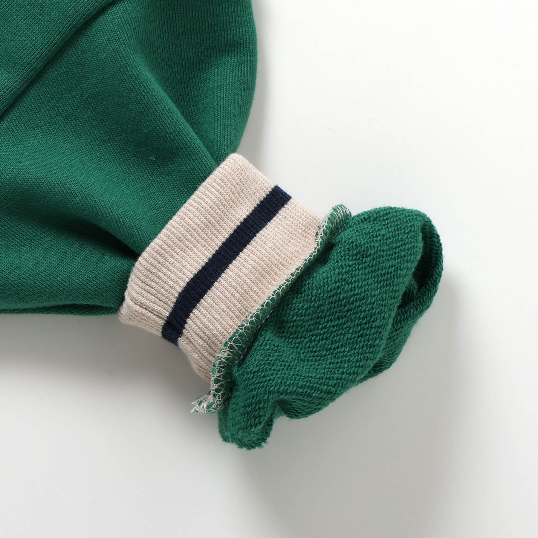 BREEZE Ribbed Border Trainer