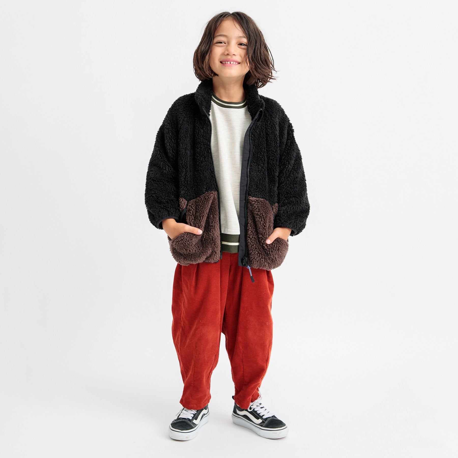 BREEZE Ribbed Border Trainer