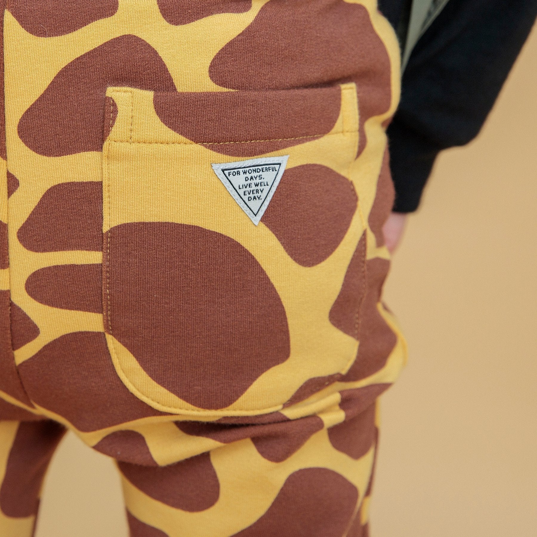 BREEZE DAISUKI Pants 9/10 Length