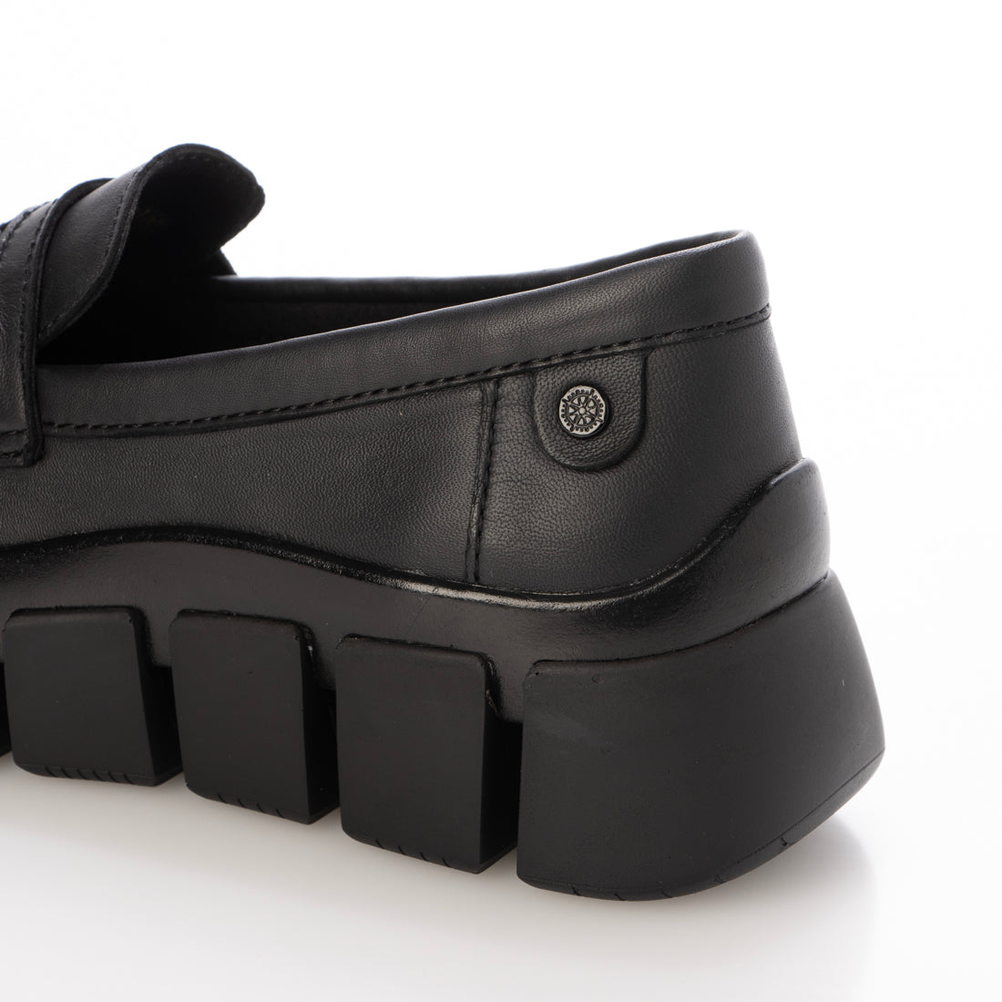 ブソラ bussola ブソラ超屈曲ソールボリュームソールローファー （SHEEP VELVET NAPPA BLACK） SHEEP VELVET NAPPA BLACK