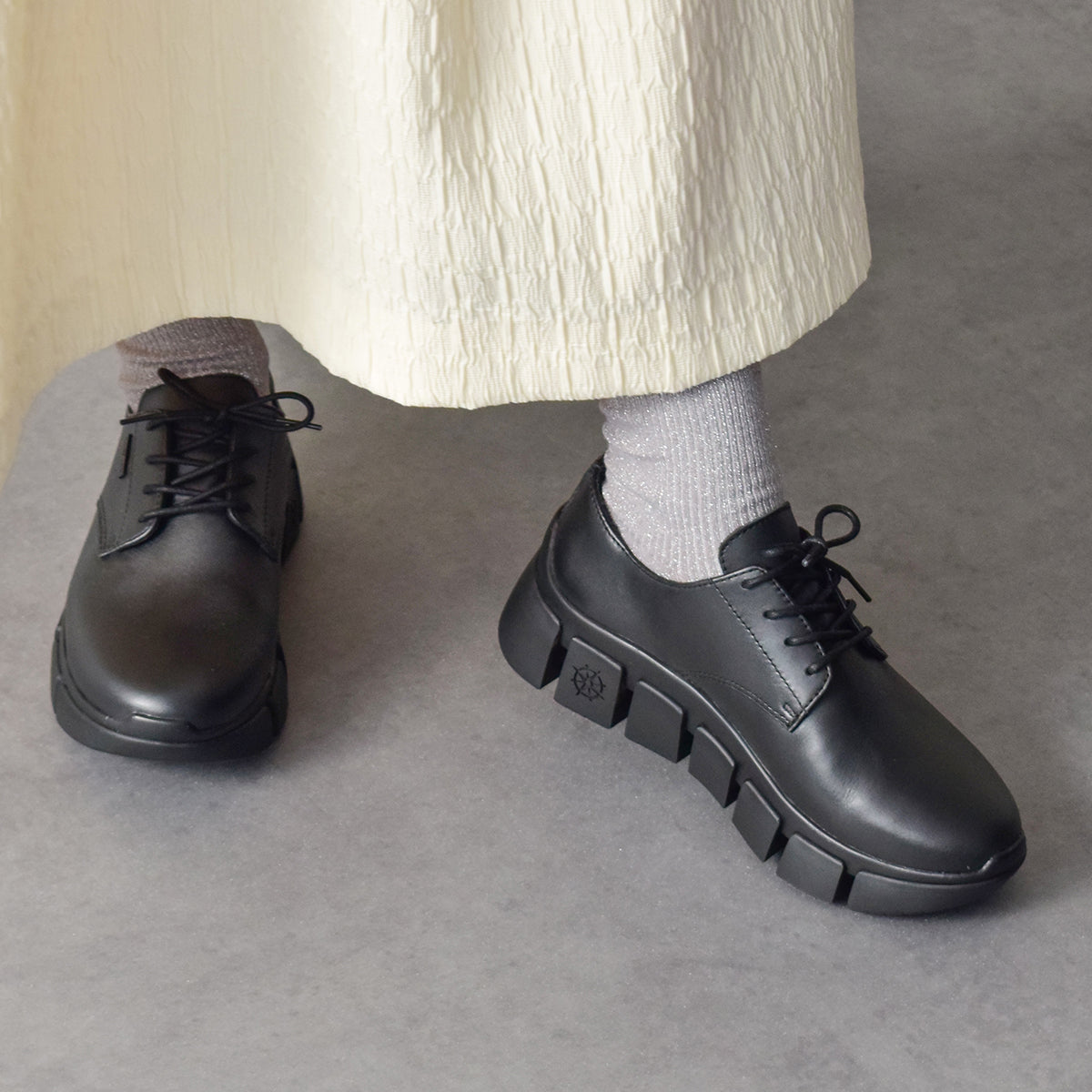 ブソラ bussola 晴雨兼用厚底ダービーシューズ （ブラック） ブラック