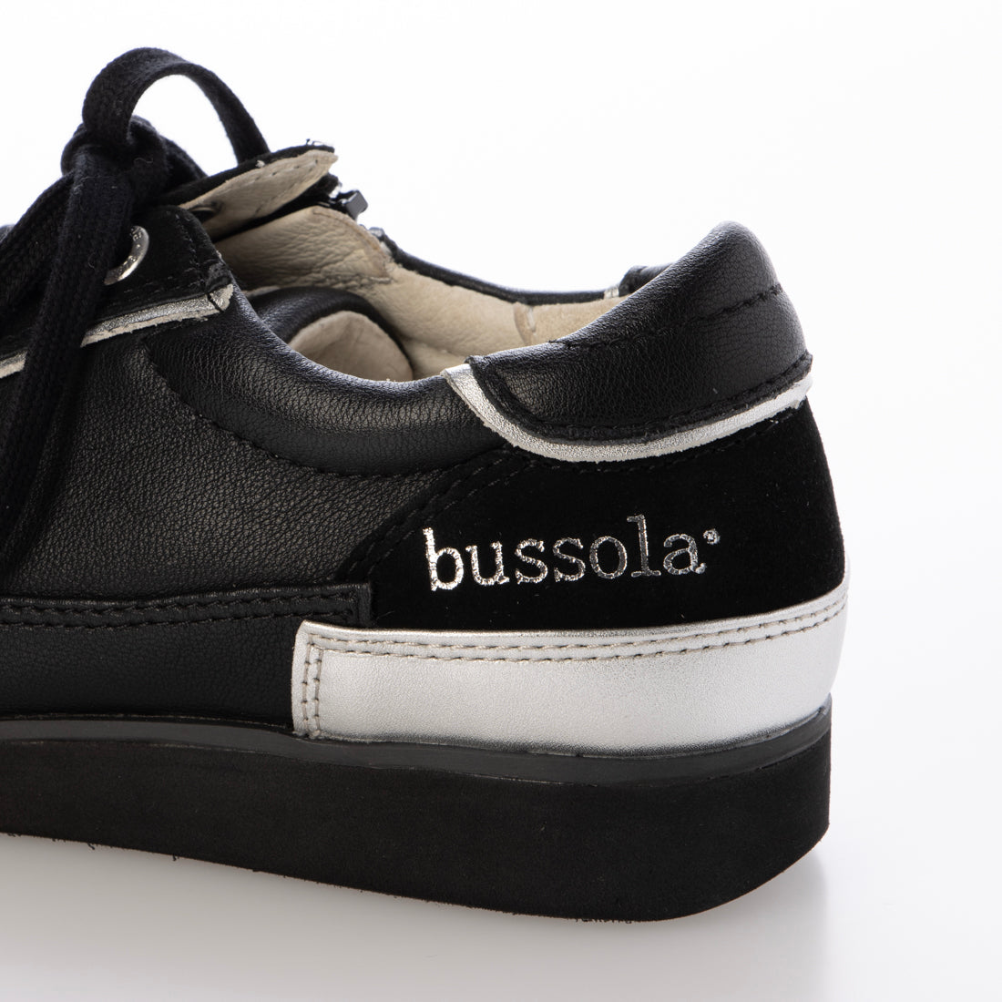 ブソラ bussola ローカットスニーカー （ブラック） ブラック