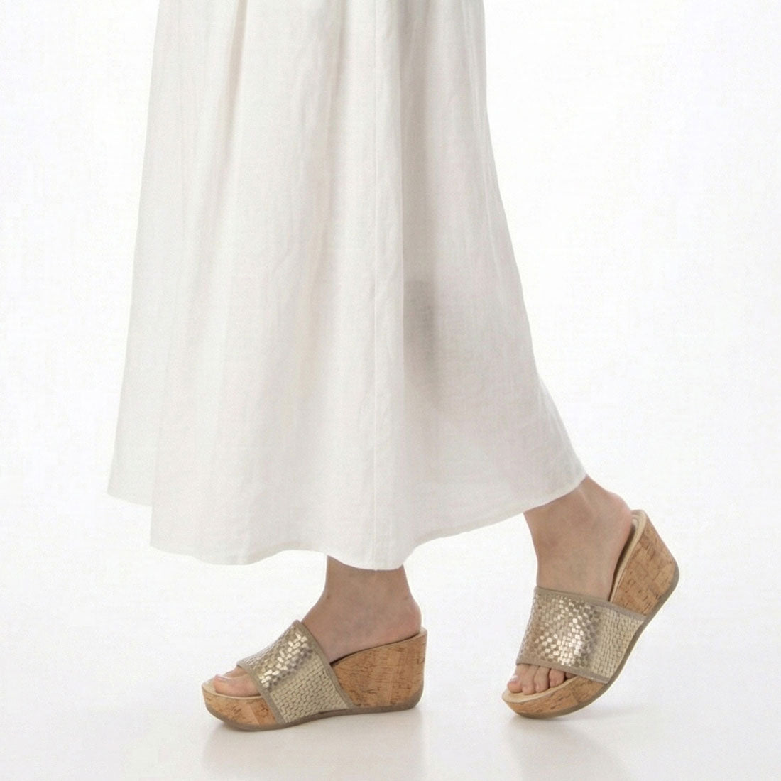 bussola  ブソラ  FORMENTERA  メタリック コルクウェッジサンダル （MAIALE MET WOVEN SILVER） MAIALE MET WOVEN SILVER