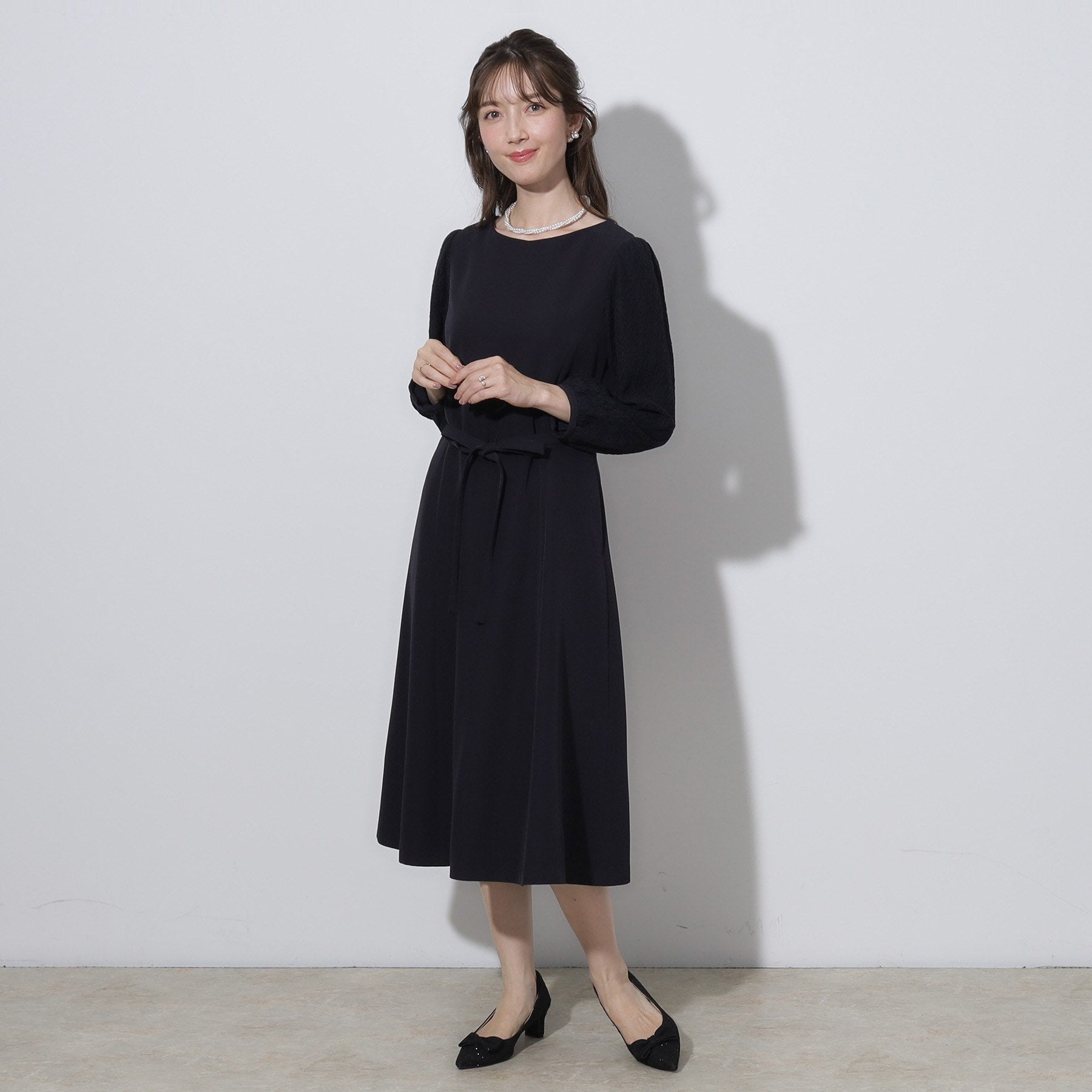 クチュール ブローチ Couture Brooch サイドカットリボンパンプス （グレージュ(050)） グレージュ(050)