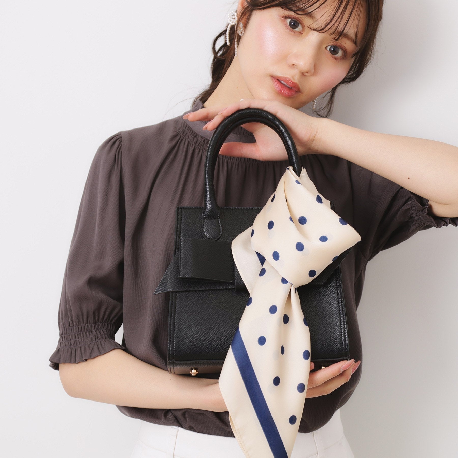 クチュール ブローチ Couture Brooch ドット大判スカーフ