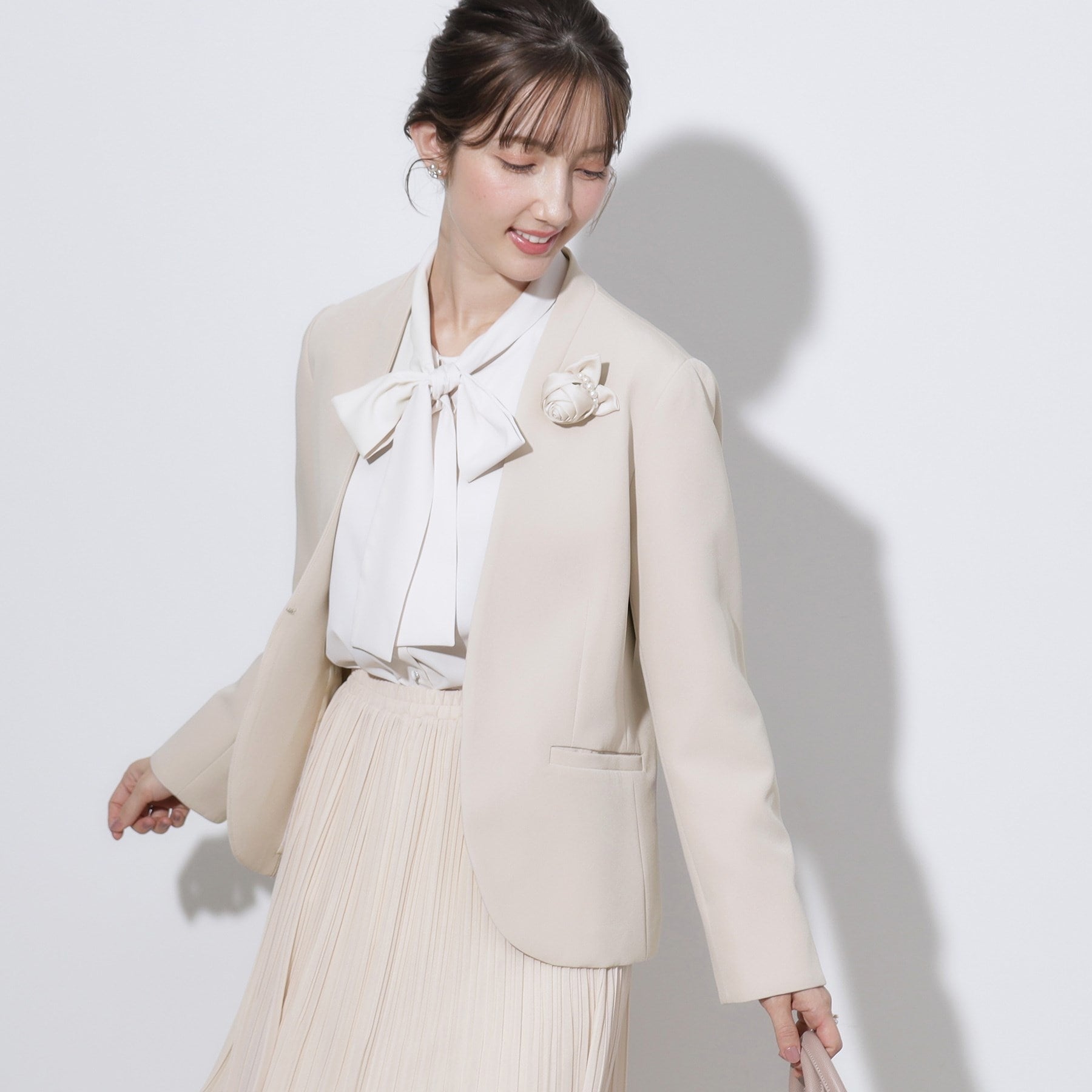 クチュール ブローチ Couture Brooch ダブルクロスカラーレスジャケット （グレージュ(050)） グレージュ(050)
