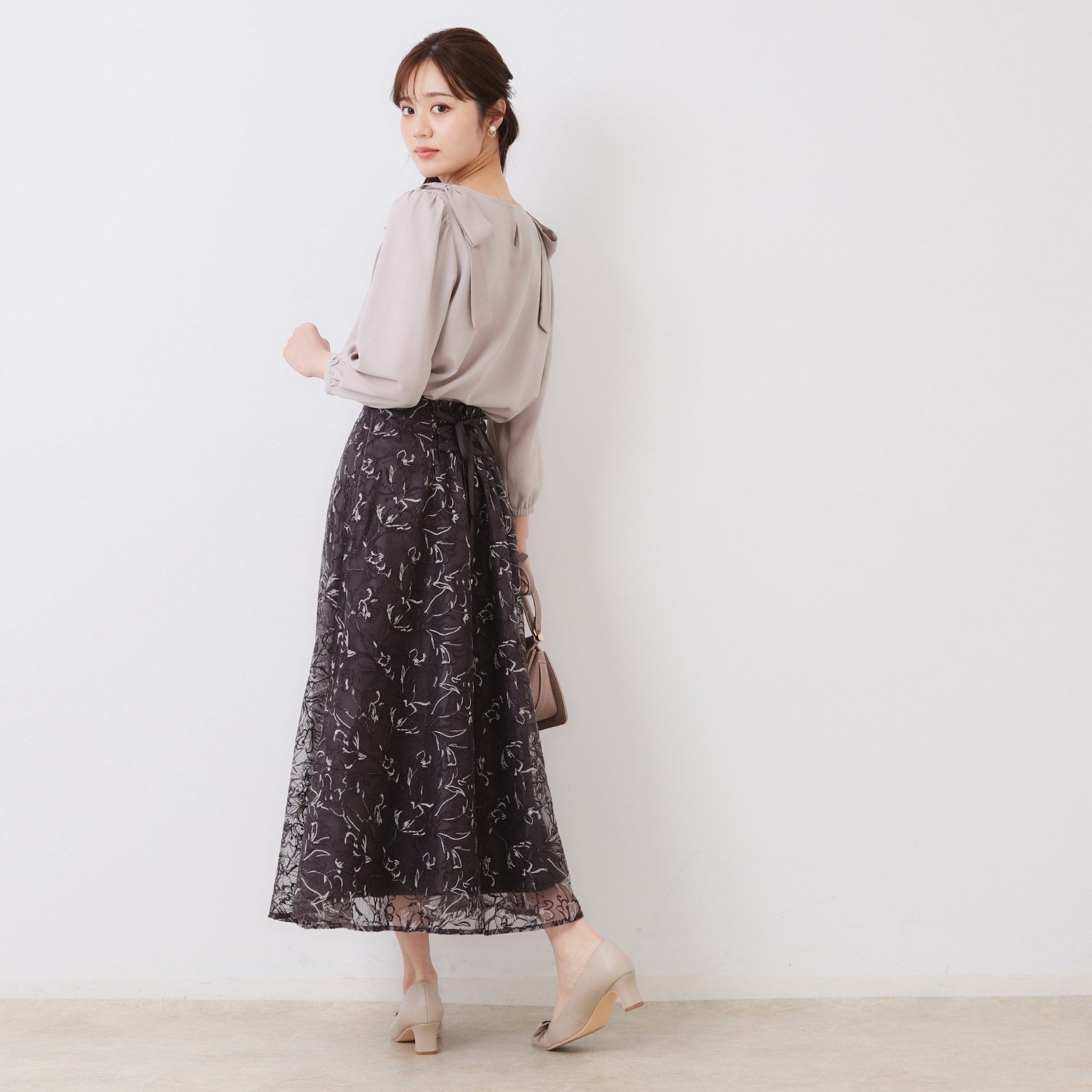 クチュール ブローチ Couture Brooch 肩リボンシフォンブラウス （オフホワイト(503)） オフホワイト(503)