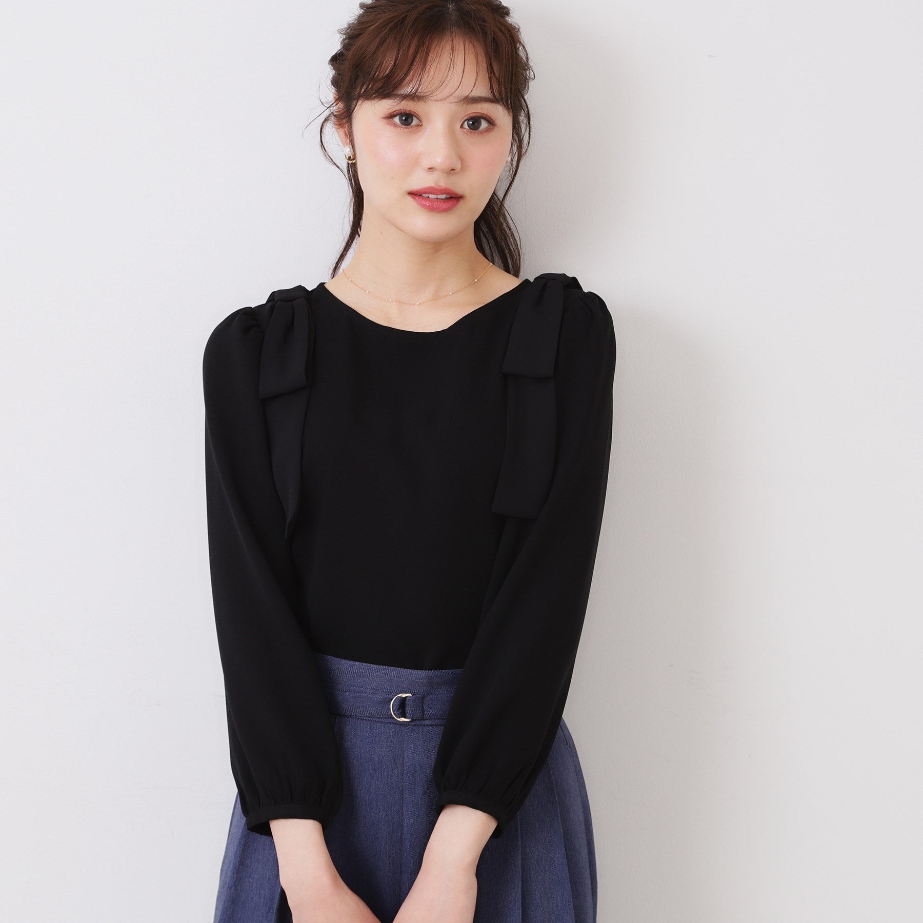 クチュール ブローチ Couture Brooch 肩リボンシフォンブラウス （オフホワイト(503)） オフホワイト(503)