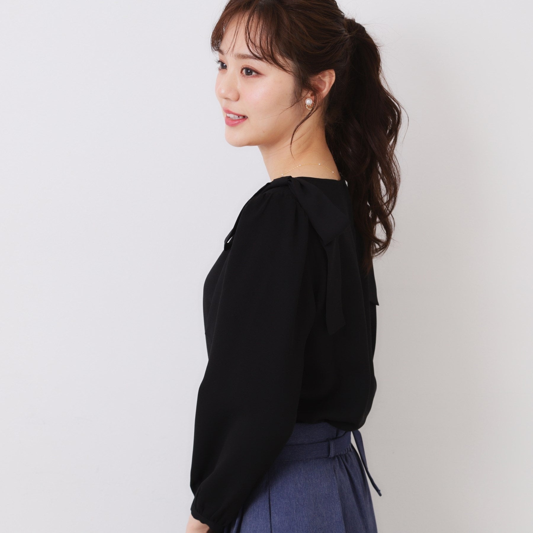 クチュール ブローチ Couture Brooch 肩リボンシフォンブラウス （オフホワイト(503)） オフホワイト(503)