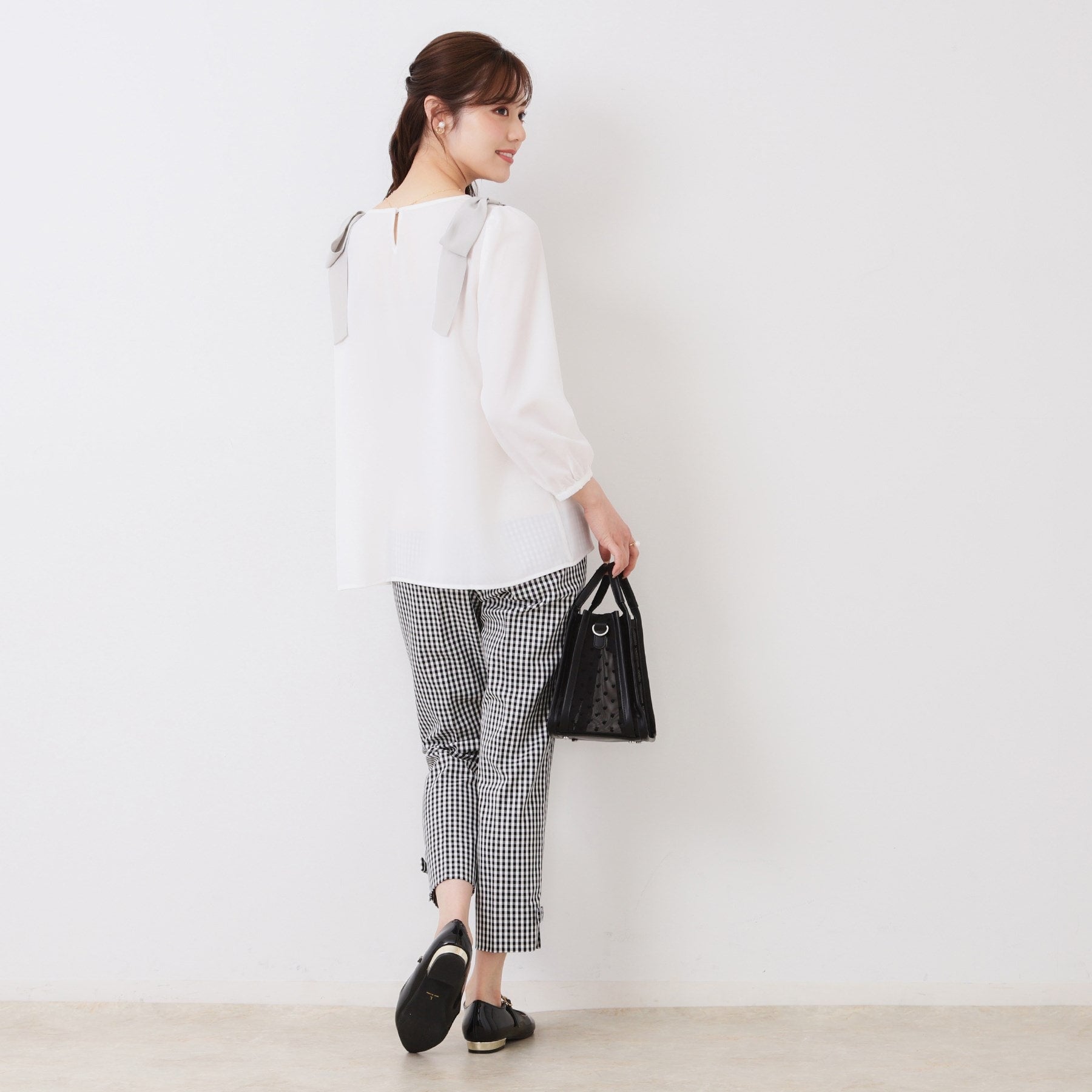 クチュール ブローチ Couture Brooch 肩リボンシフォンブラウス （オフホワイト(503)） オフホワイト(503)