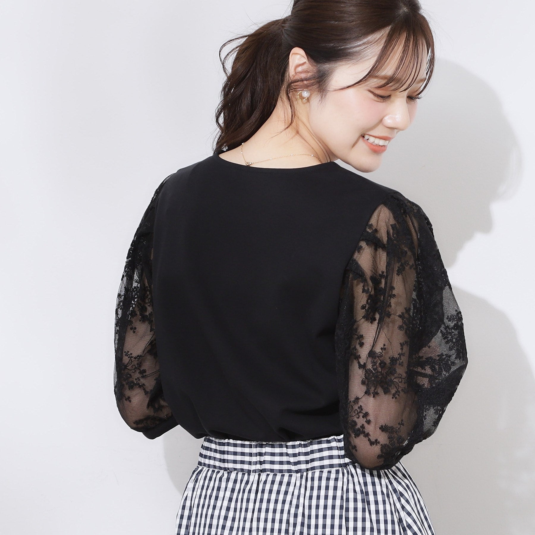 クチュール ブローチ Couture Brooch 袖レースデザイントップス （ブラック(019)） ブラック(019)