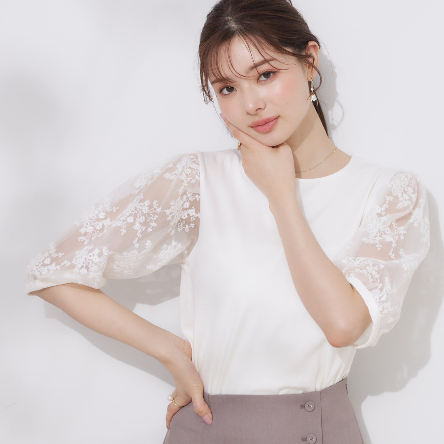 クチュール ブローチ Couture Brooch 袖レースデザイントップス （ブラック(019)） ブラック(019)