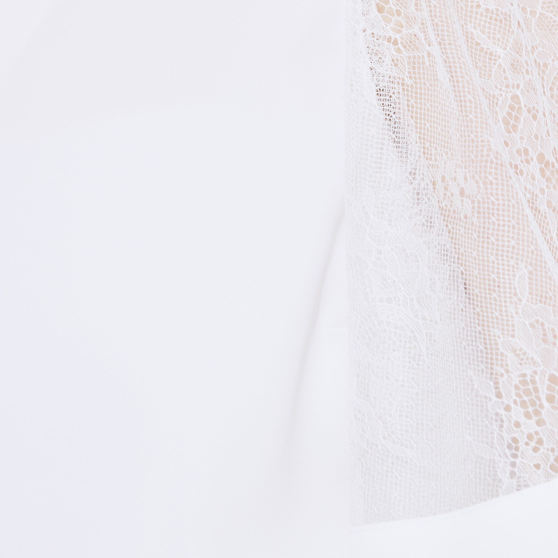クチュール ブローチ Couture Brooch Vネック袖レースフレアブラウス （ブラック(019)） ブラック(019)